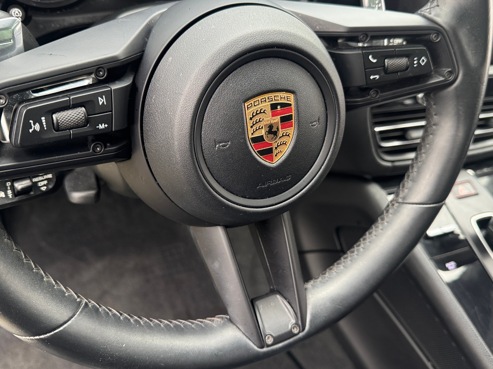 Thumbnail: 2024 Porsche Macan - 4