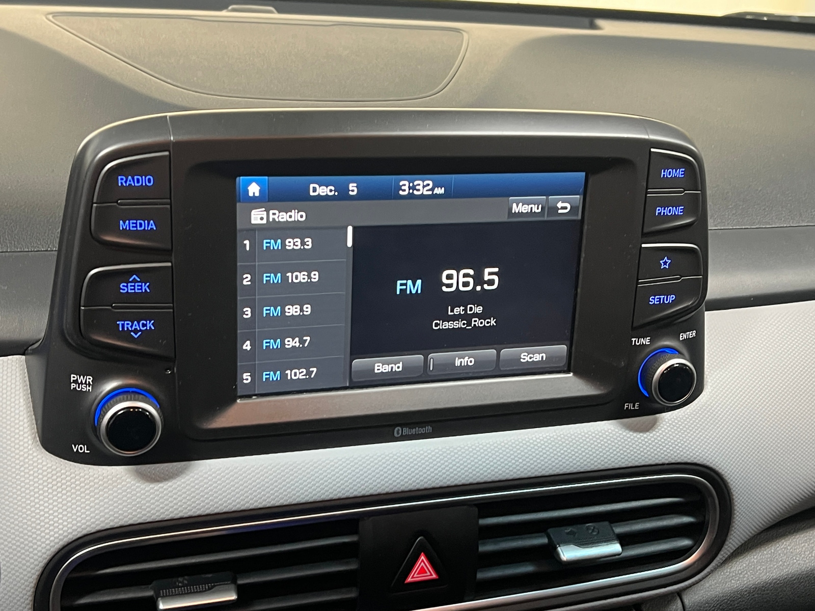 Thumbnail: 2020 Hyundai Kona - 4