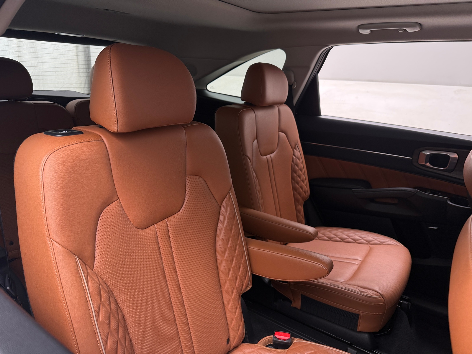 Thumbnail: 2022 Kia Sorento - 5