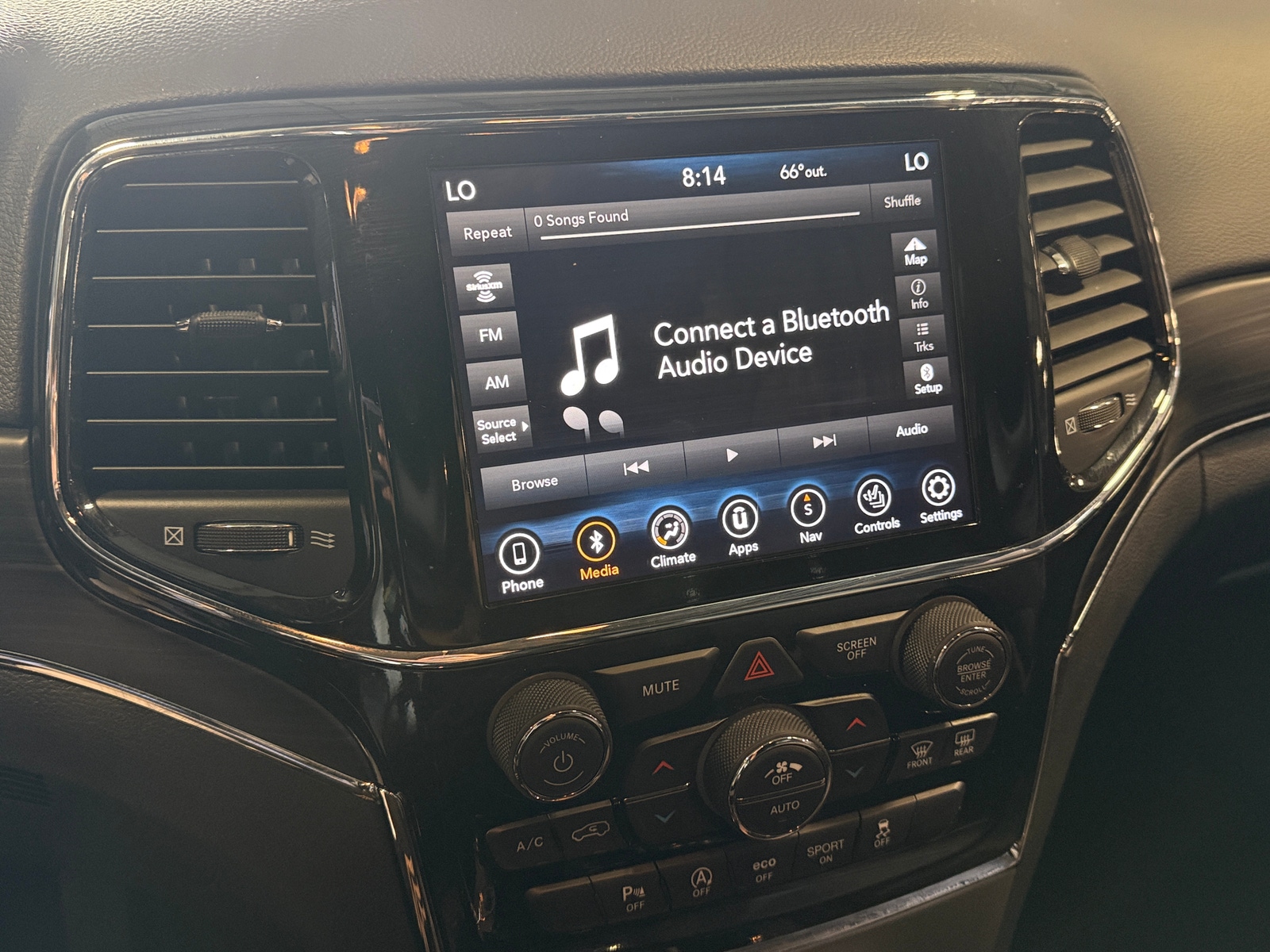 Thumbnail: 2021 Jeep Grand Cherokee - 3