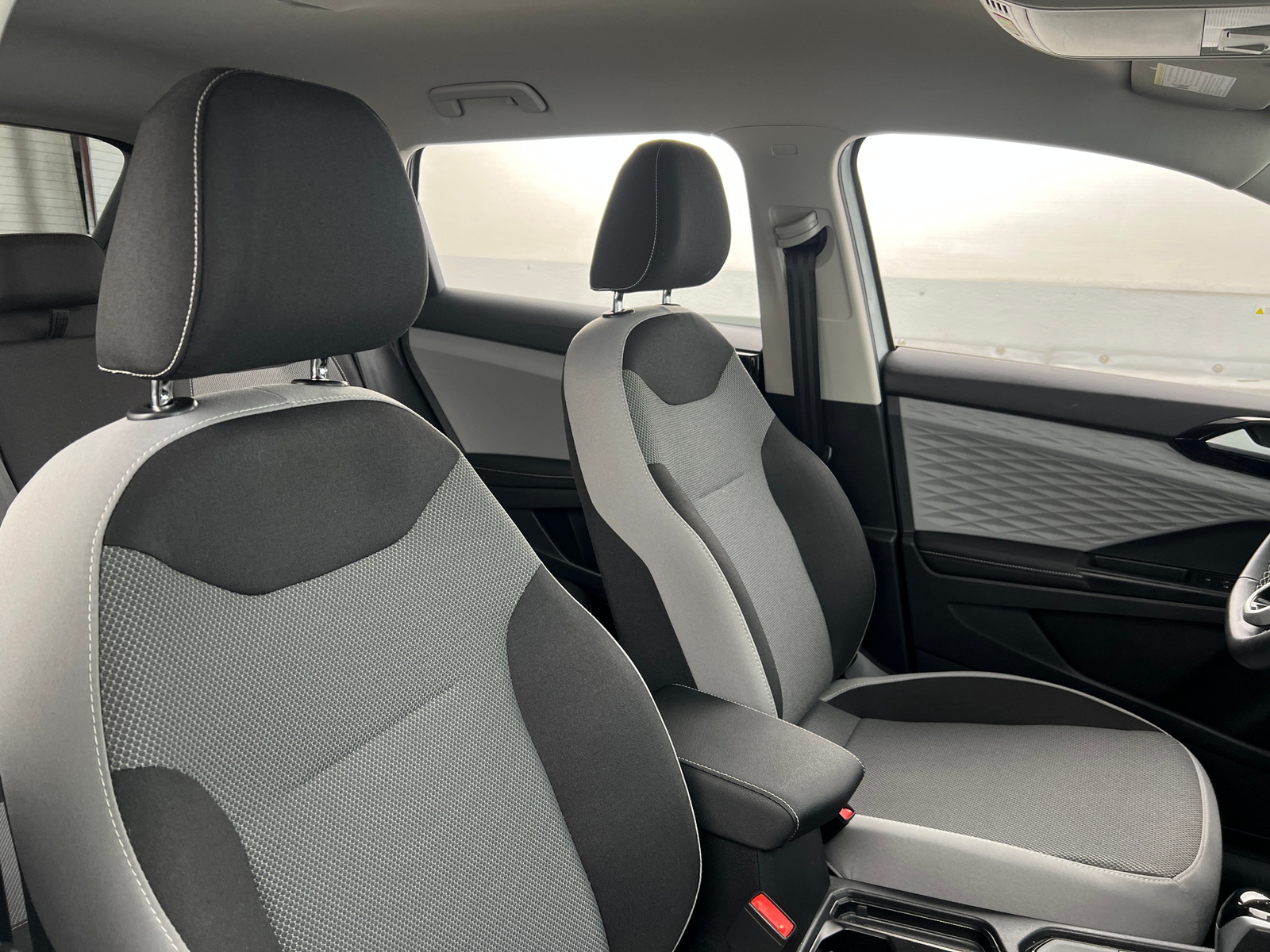 Thumbnail: 2024 Volkswagen Taos - 2