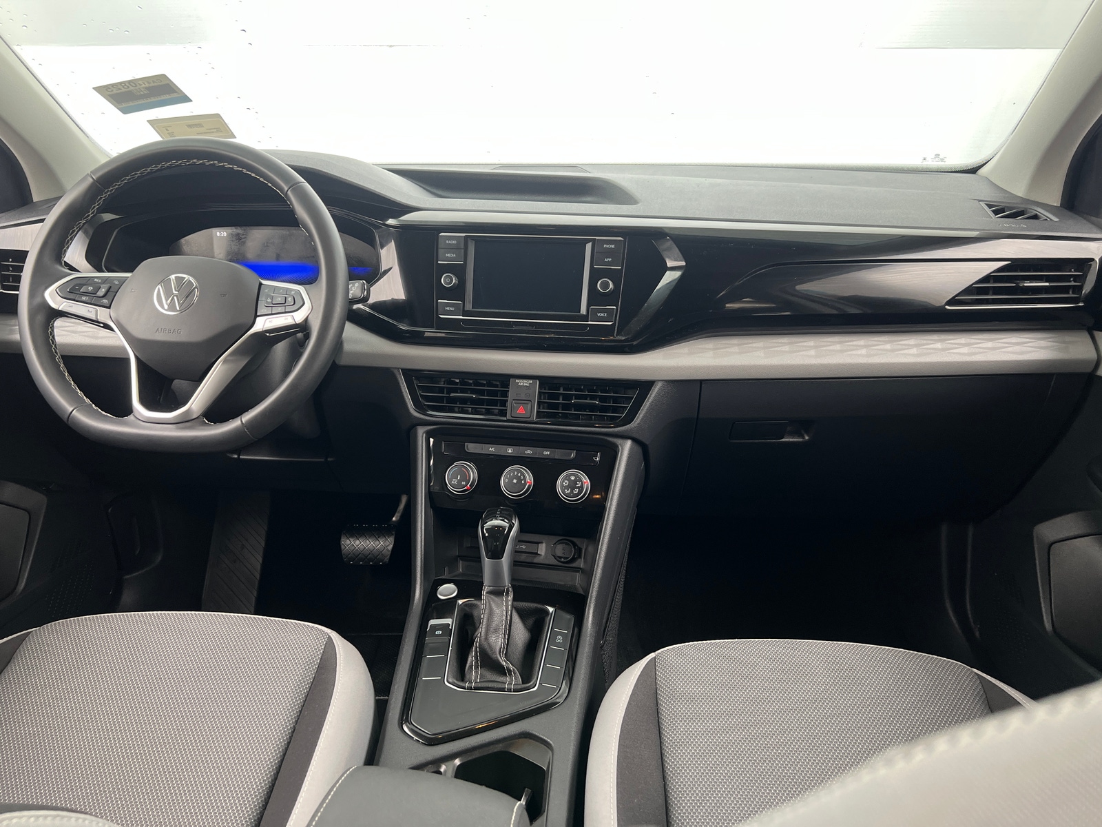 Thumbnail: 2024 Volkswagen Taos - 3