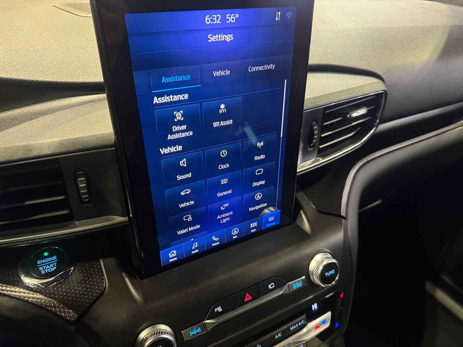 Thumbnail: 2020 Ford Explorer - 3