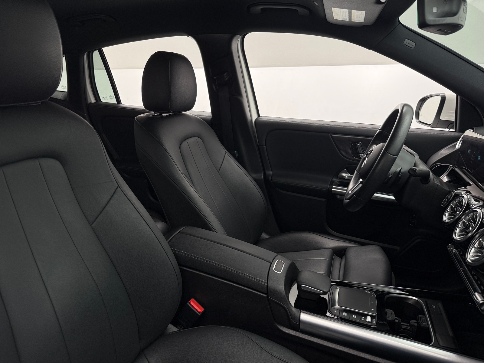 Thumbnail: 2023 Mercedes-Benz GLA - 2