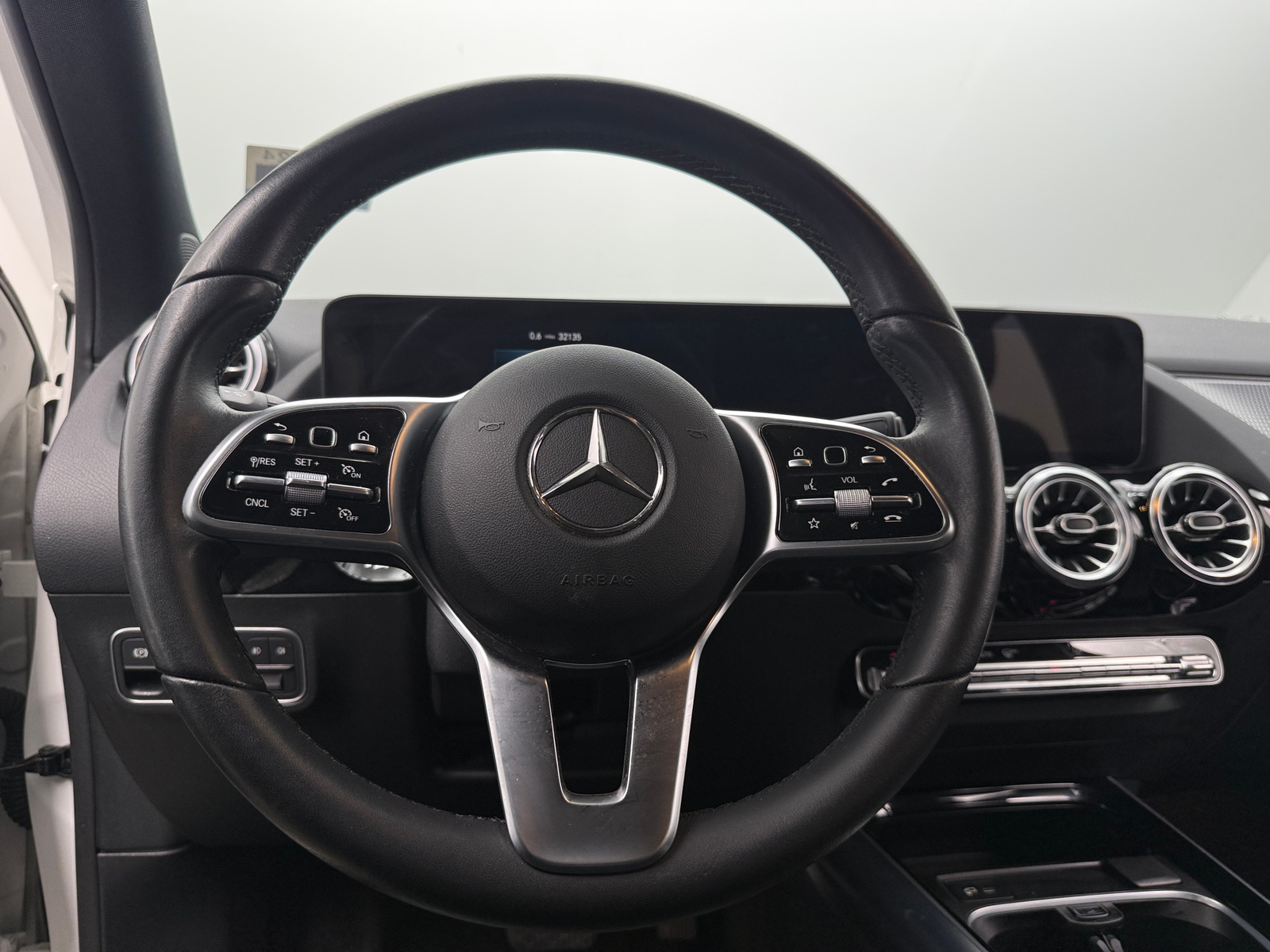 Thumbnail: 2023 Mercedes-Benz GLA - 5