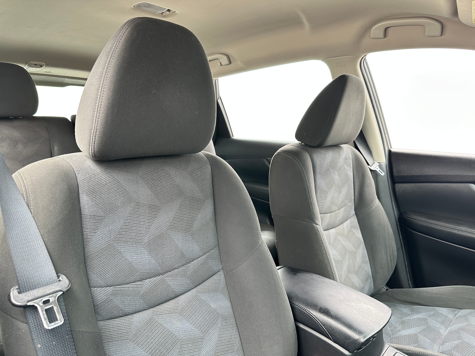 Thumbnail: 2016 Nissan Rogue - 2