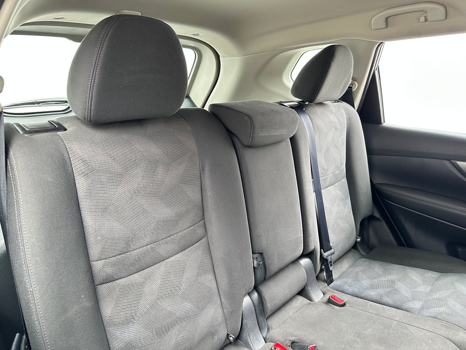 Thumbnail: 2016 Nissan Rogue - 6