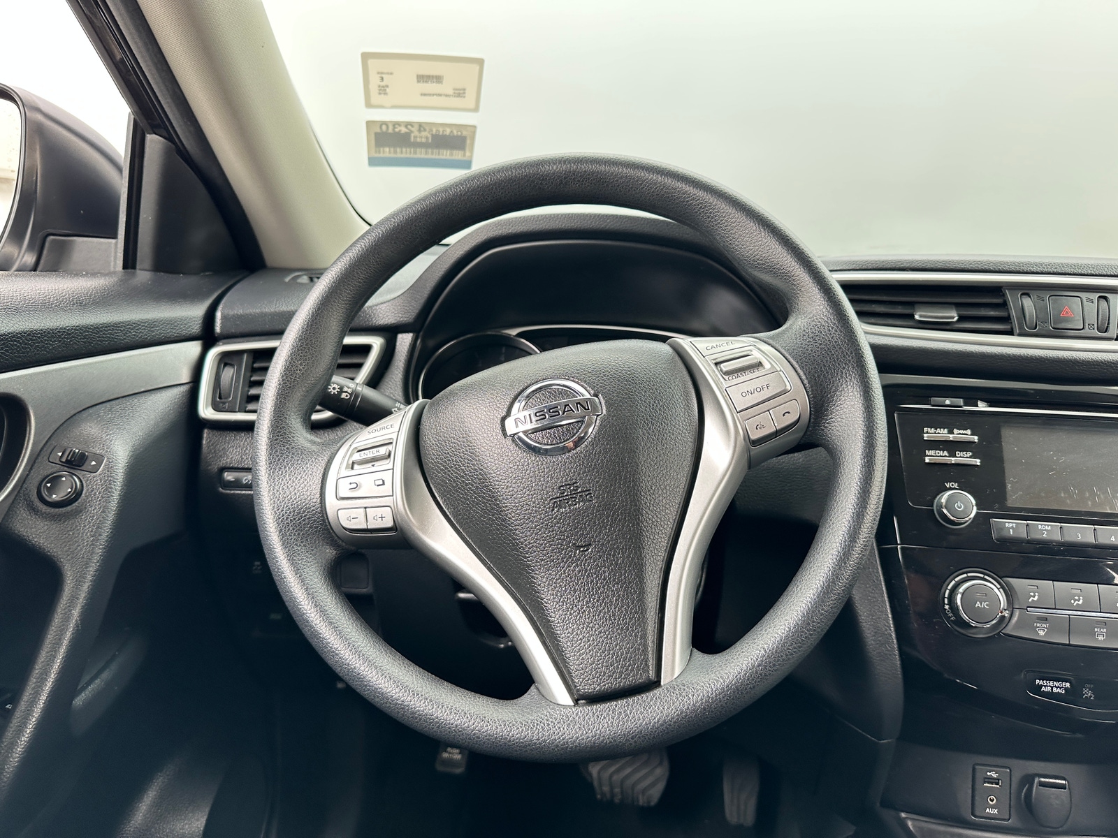 Thumbnail: 2016 Nissan Rogue - 5