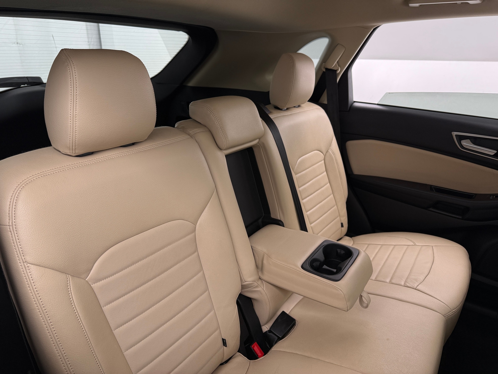 Thumbnail: 2016 Ford Edge - 6