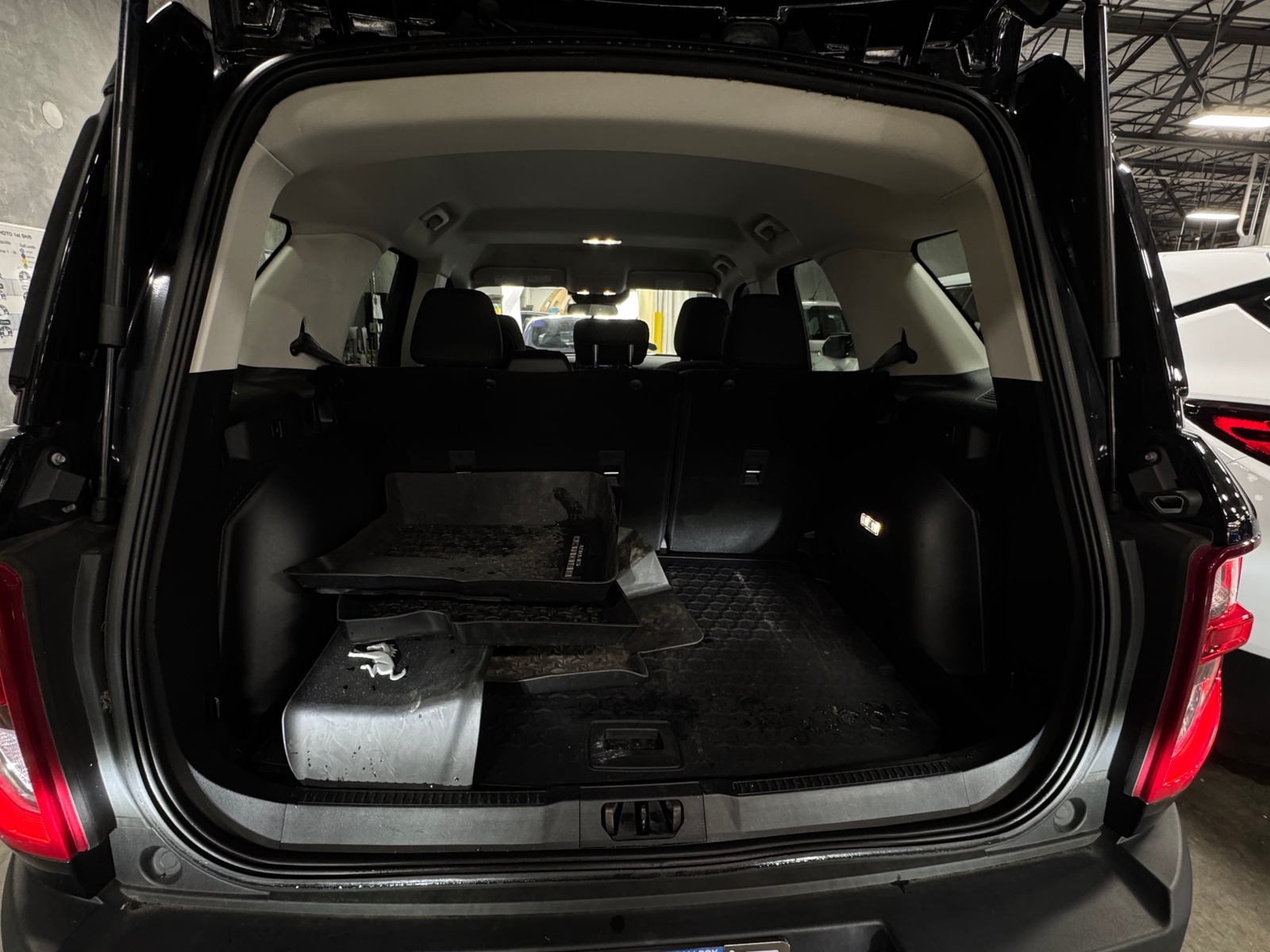 Thumbnail: 2022 Ford Bronco Sport - 7