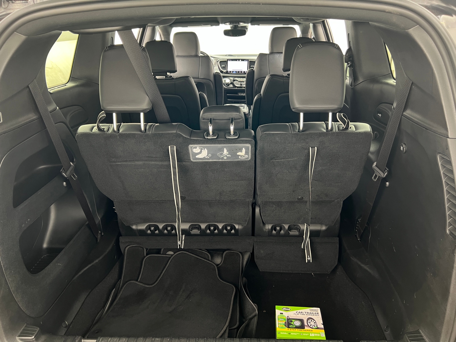 Thumbnail: 2021 Chrysler Pacifica - 6