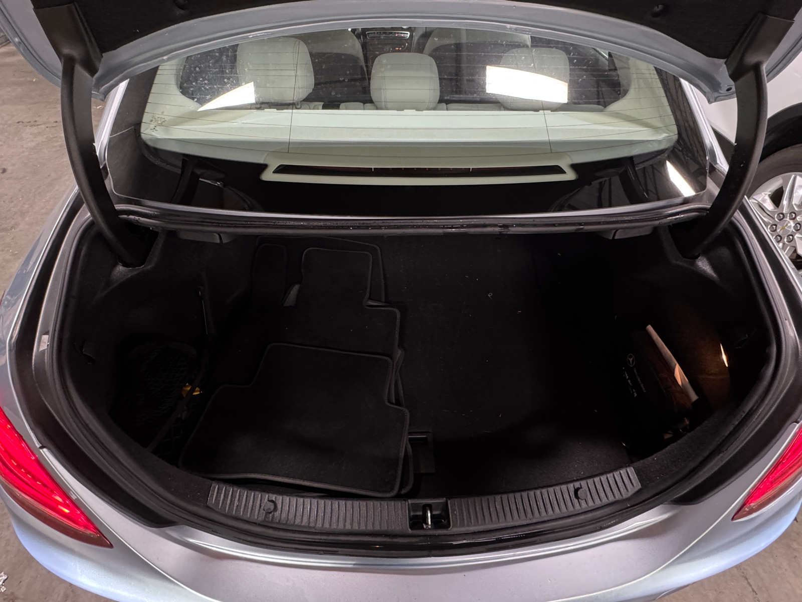 Thumbnail: 2017 Mercedes-Benz C-Class - 6