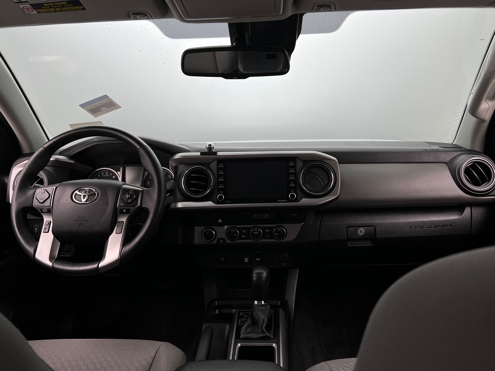 Thumbnail: 2022 Toyota Tacoma - 3