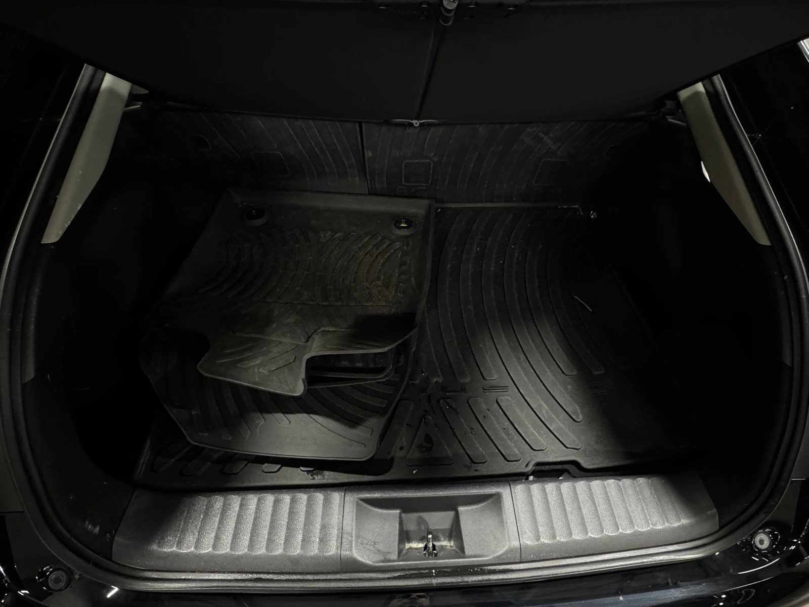 Thumbnail: 2023 Toyota Prius - 6