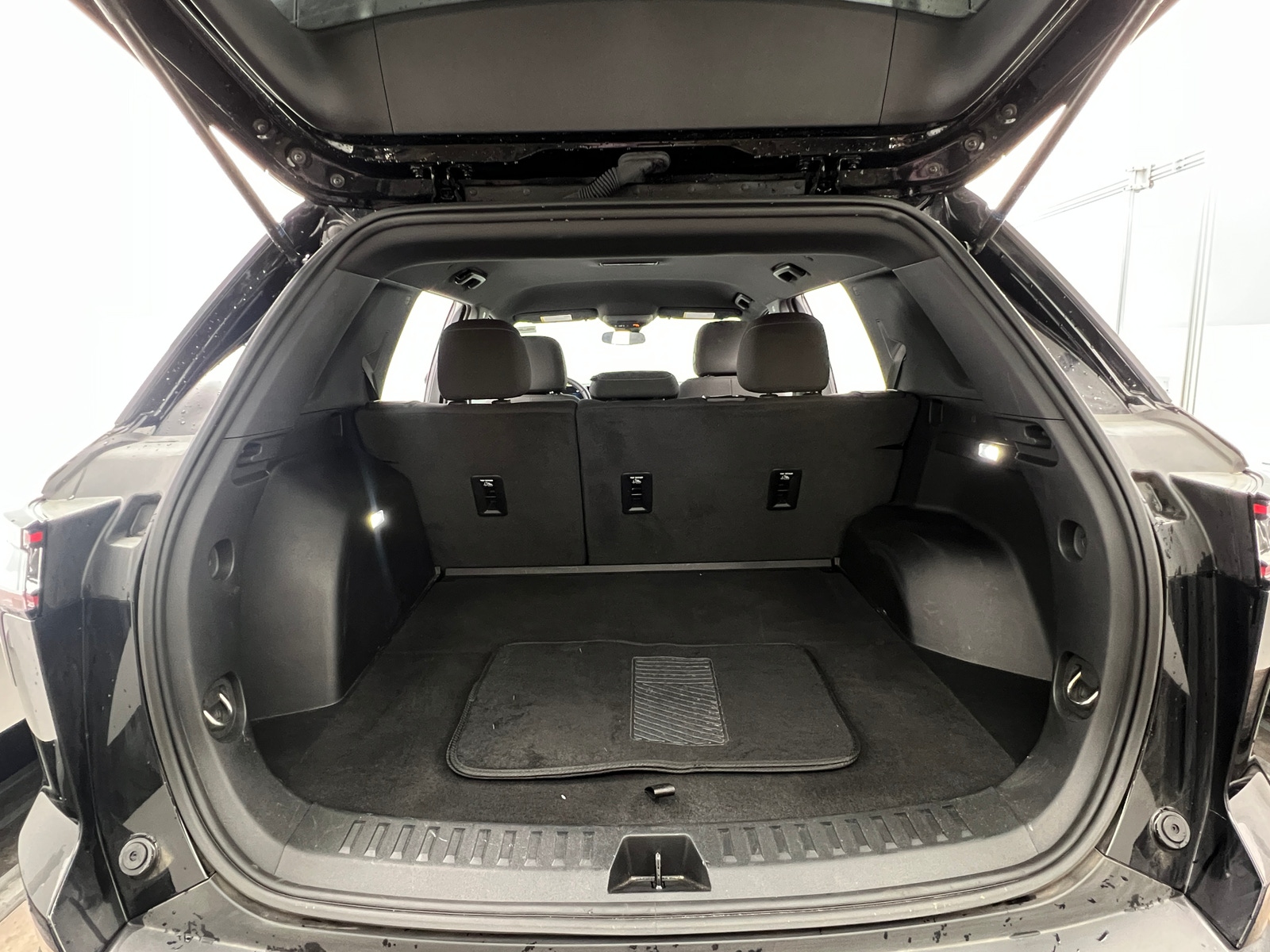 Thumbnail: 2025 Chevrolet Equinox - 7