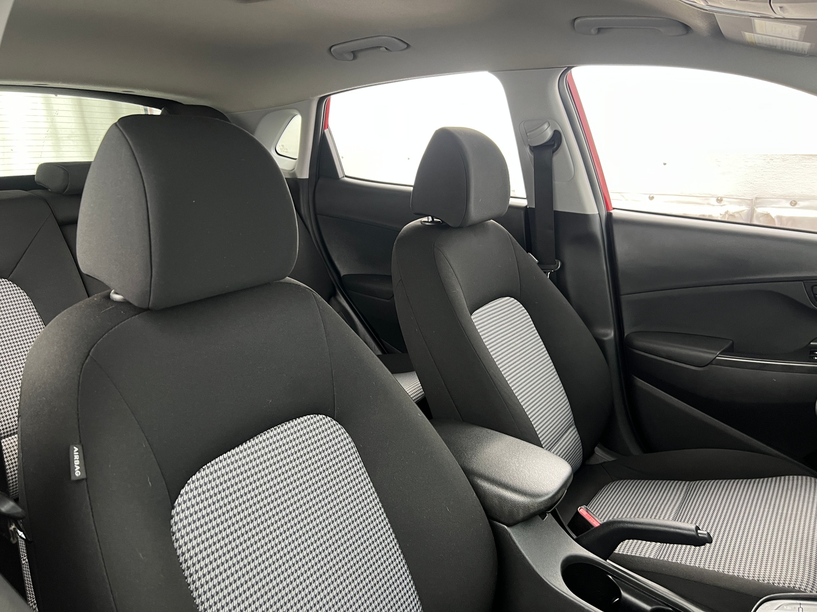 Thumbnail: 2022 Hyundai Kona - 2