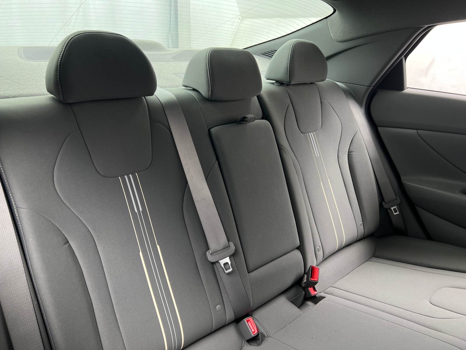 Thumbnail: 2022 Hyundai Elantra - 6