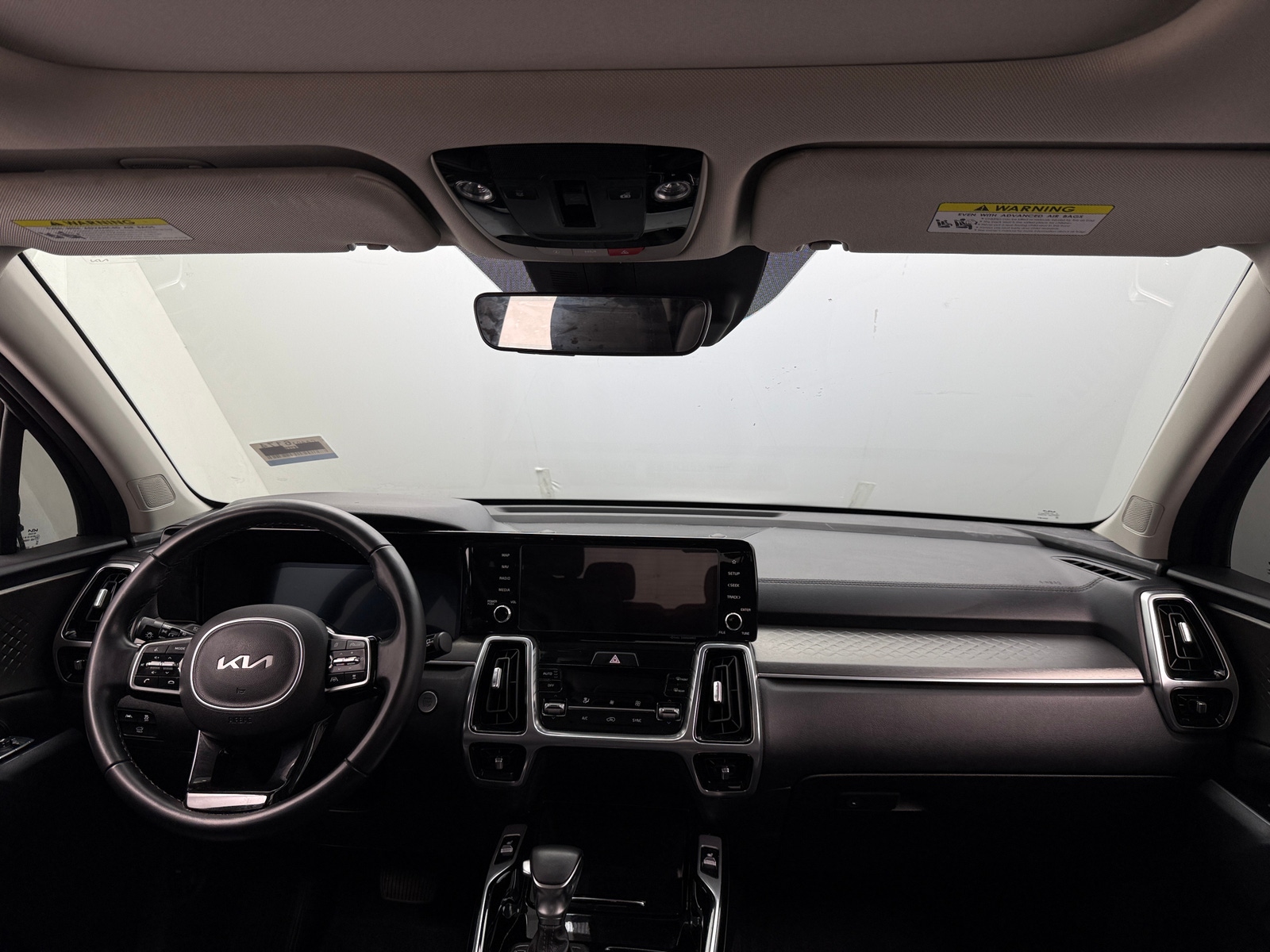 Thumbnail: 2023 Kia Sorento - 2