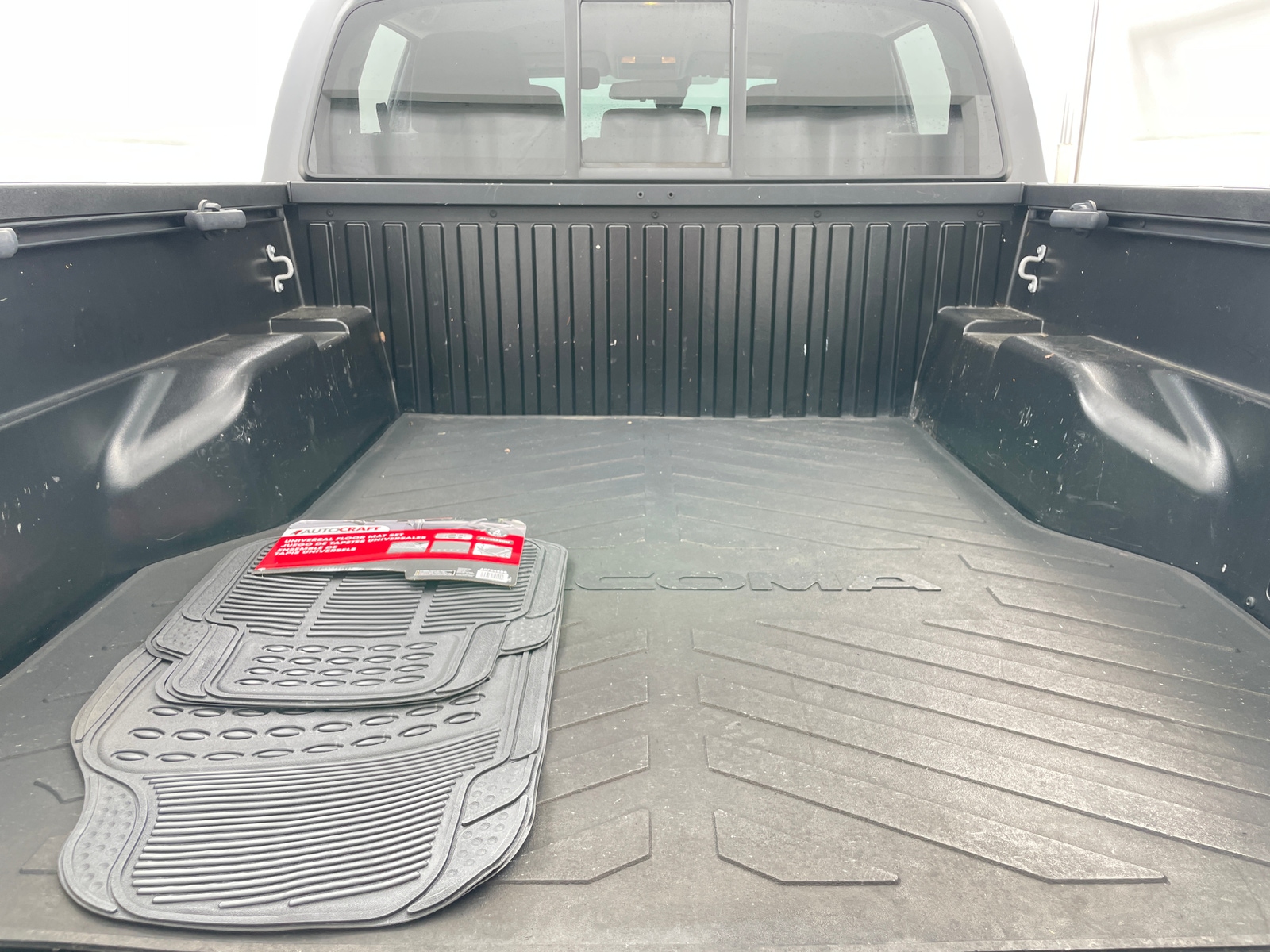 Thumbnail: 2020 Toyota Tacoma - 7