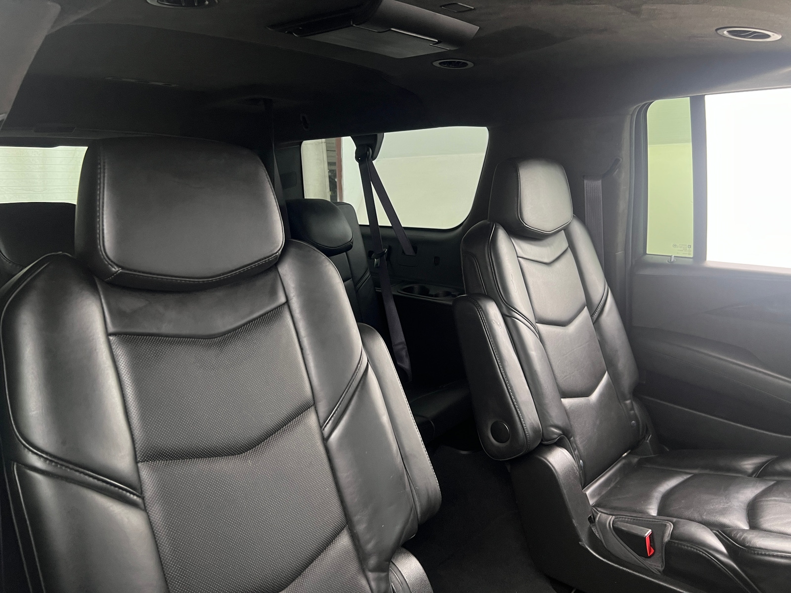 Thumbnail: 2015 Cadillac Escalade - 5