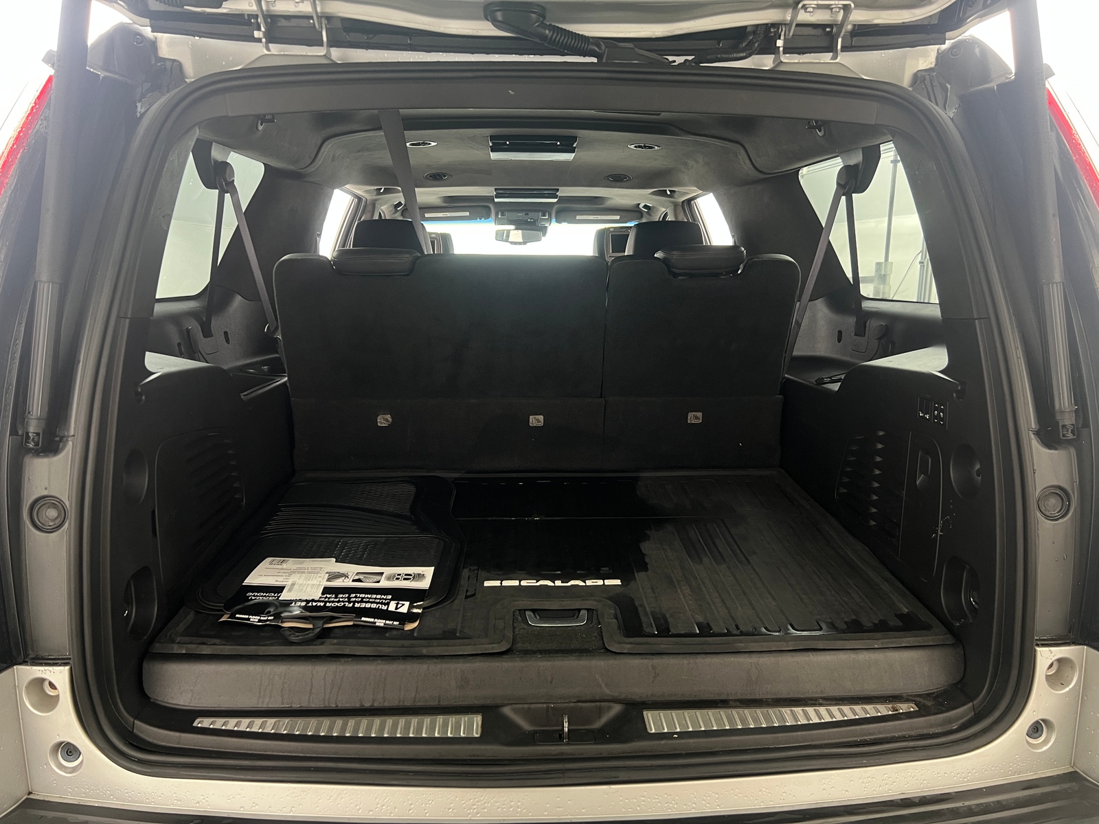 Thumbnail: 2015 Cadillac Escalade - 6