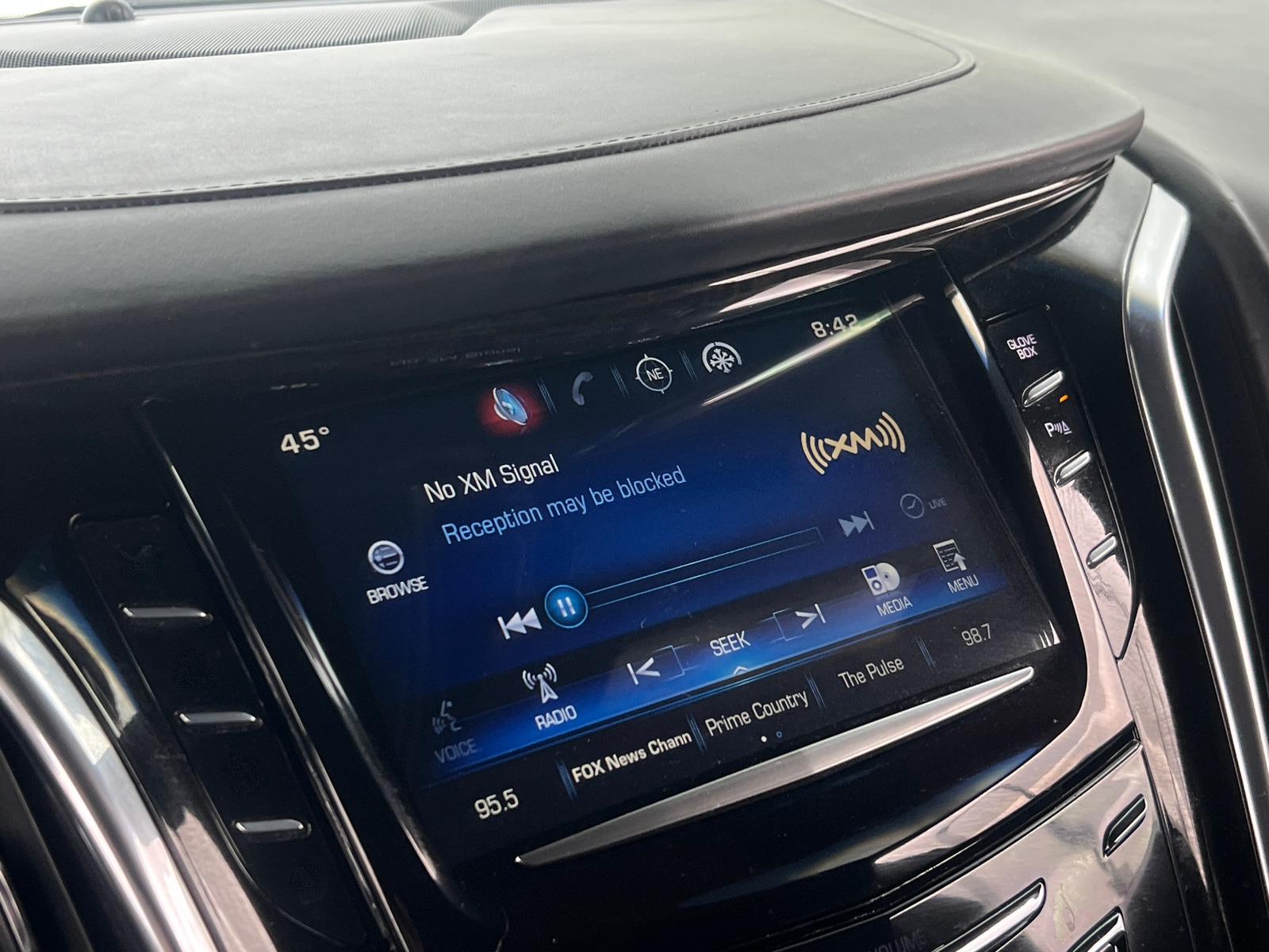 Thumbnail: 2015 Cadillac Escalade - 3