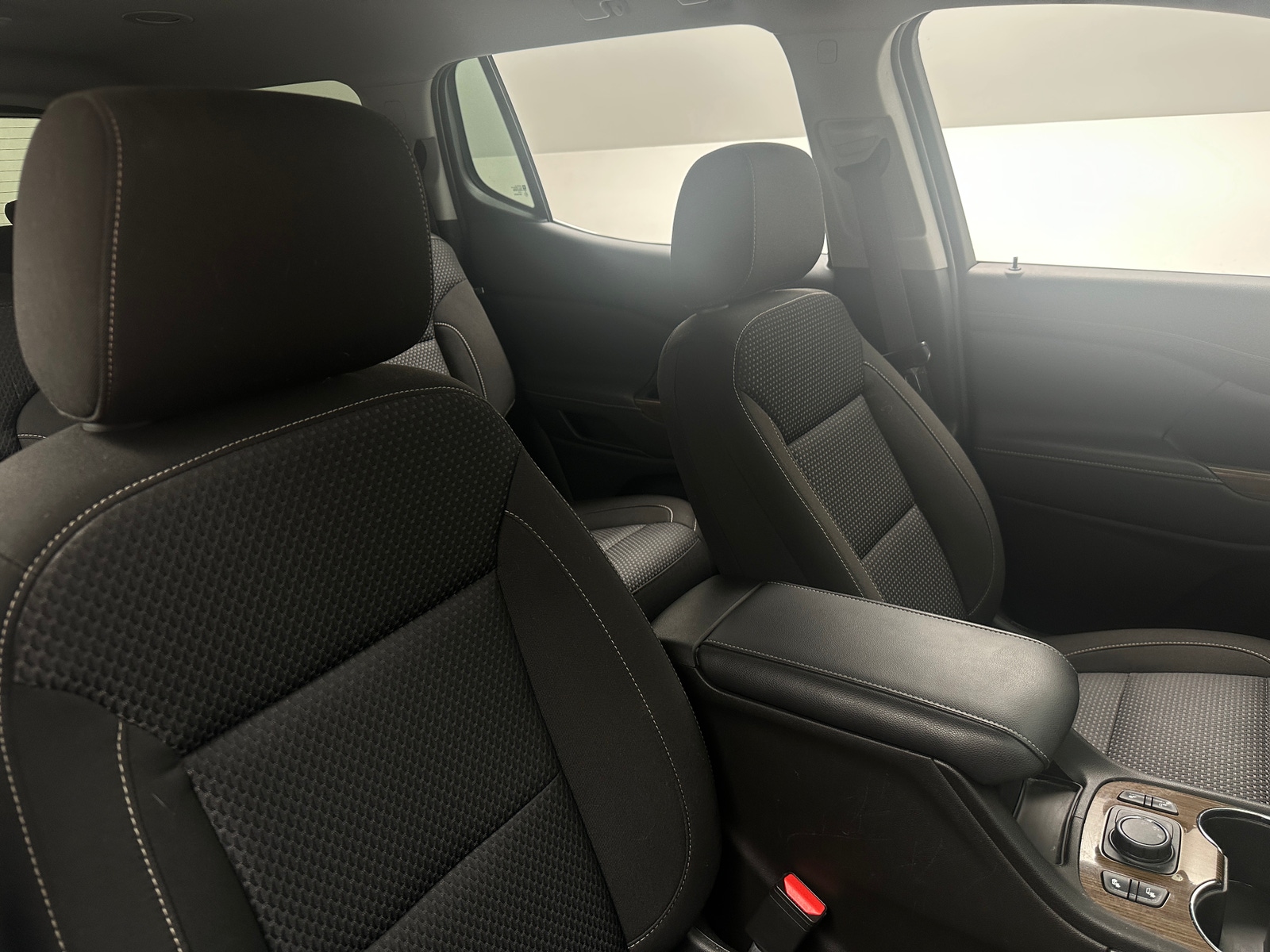 Thumbnail: 2023 GMC Acadia - 2