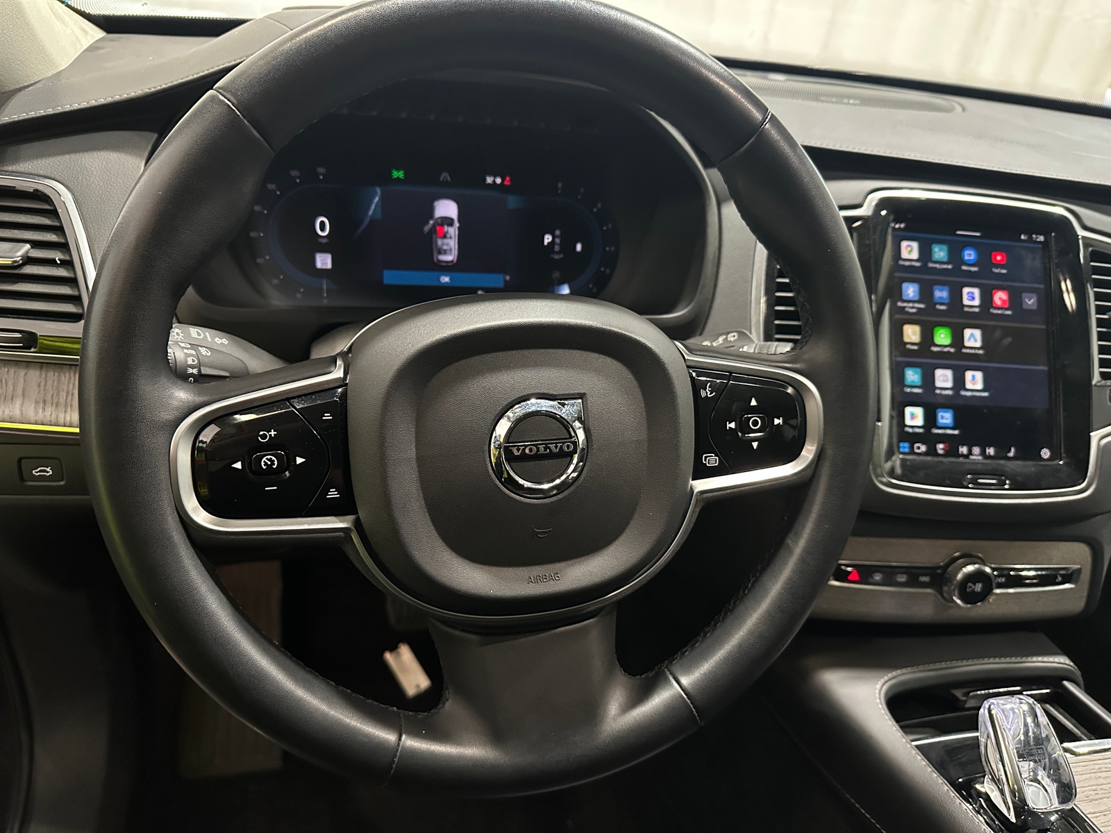 Thumbnail: 2023 Volvo XC90 - 4