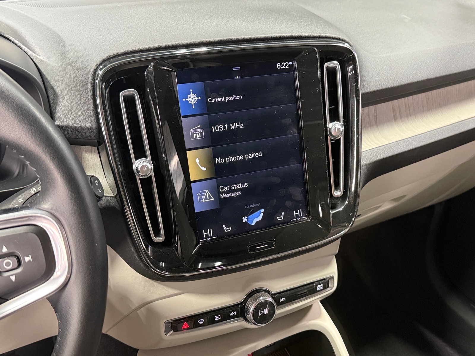 Thumbnail: 2020 Volvo XC40 - 3