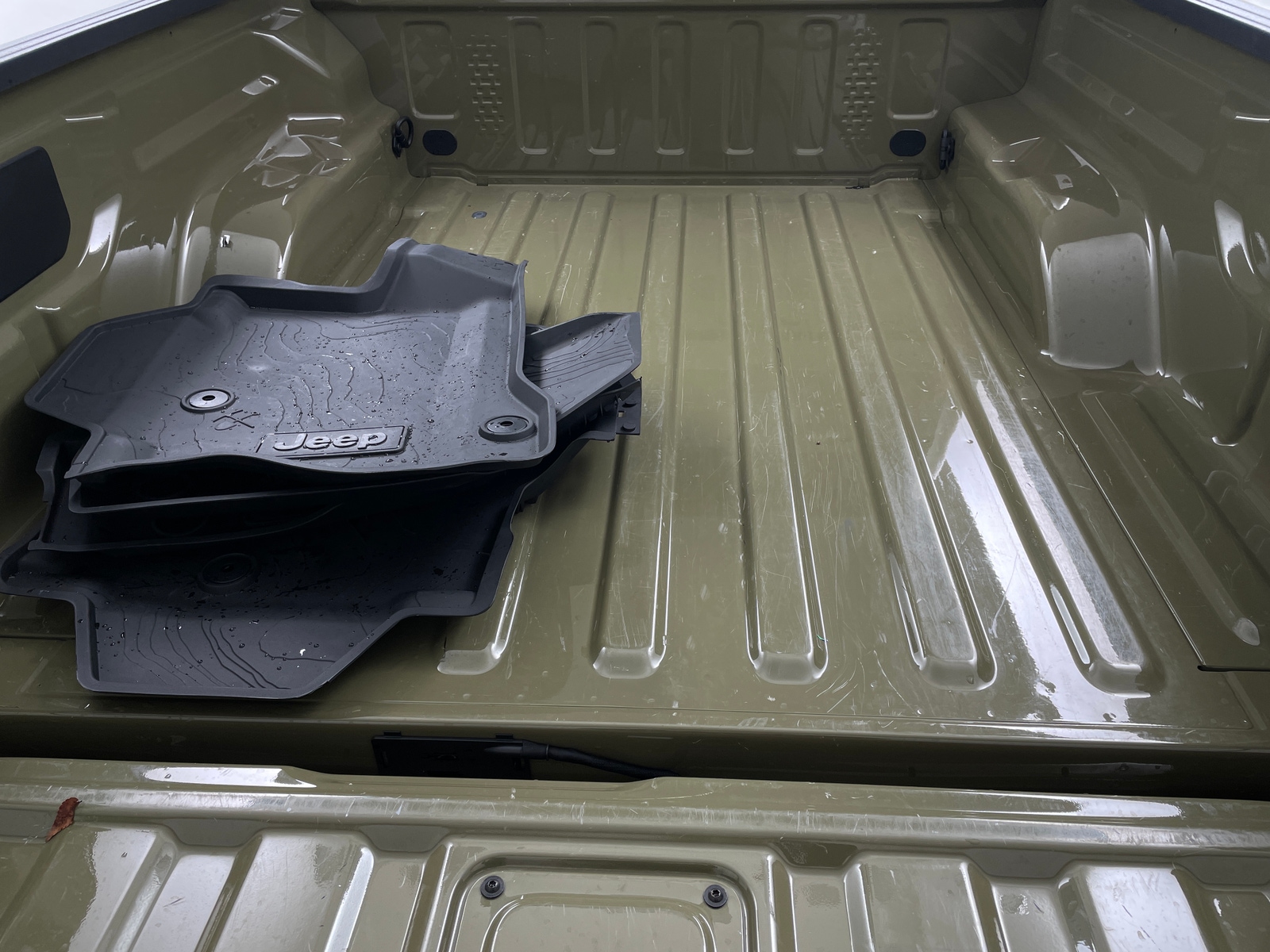 Thumbnail: 2025 Jeep Gladiator - 6