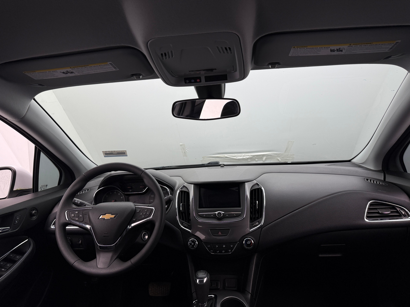 Thumbnail: 2019 Chevrolet Cruze - 3