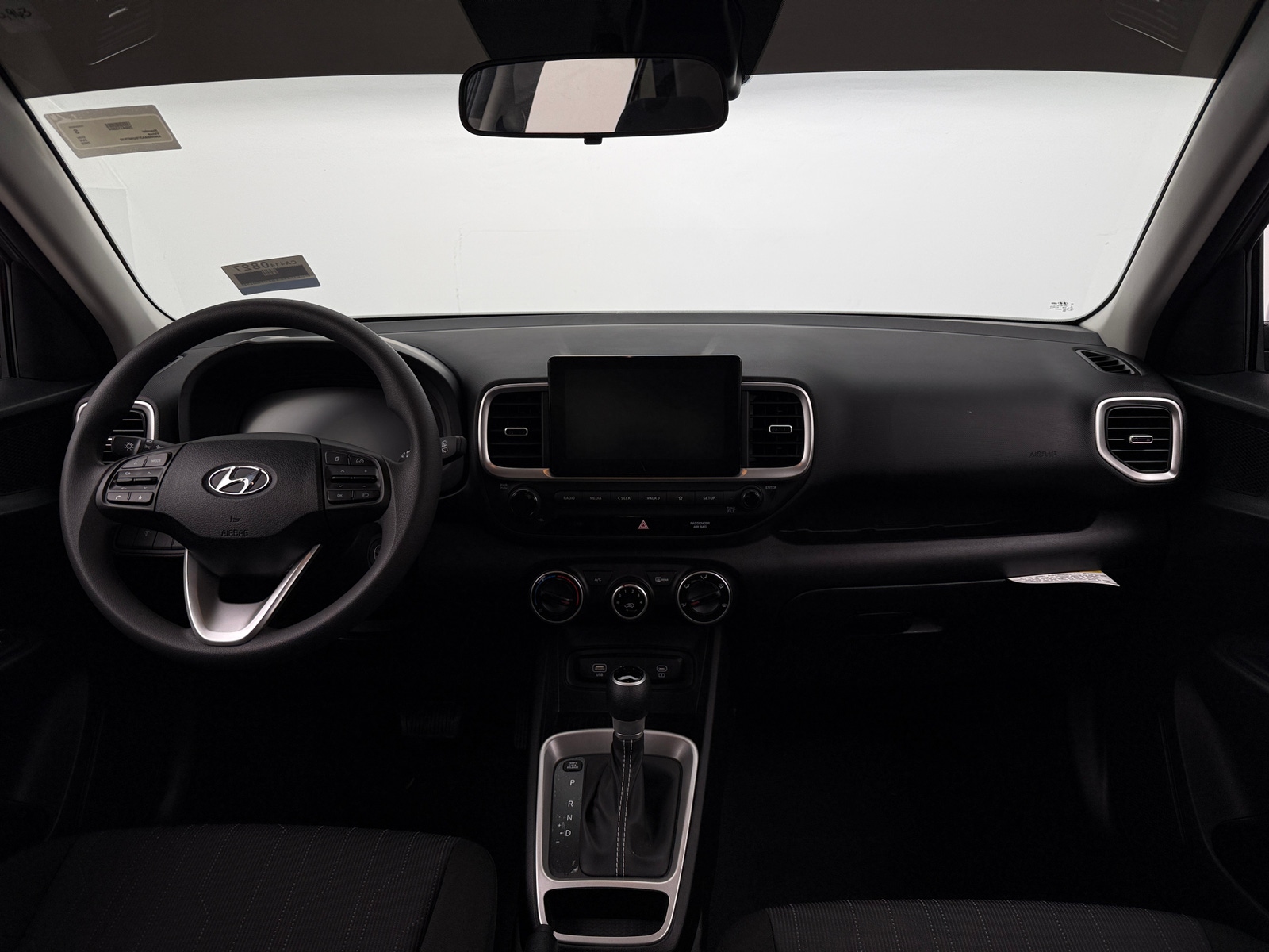 Thumbnail: 2025 Hyundai Venue - 3