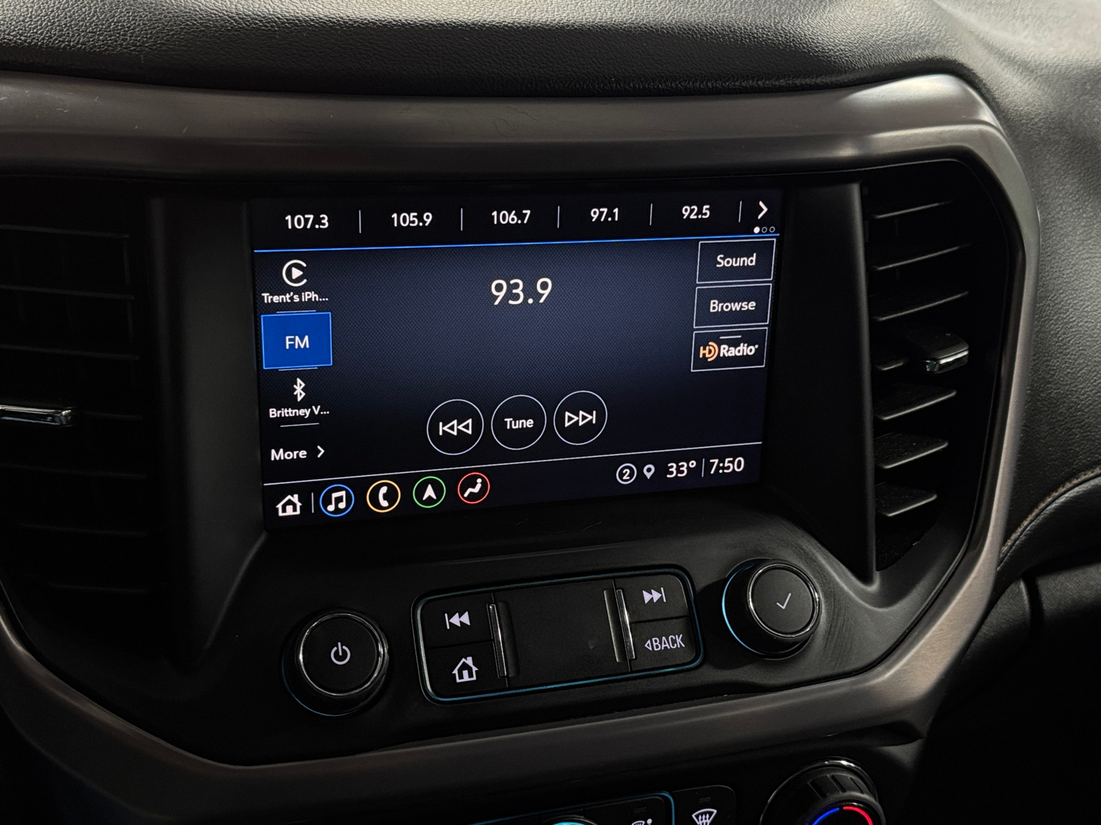 Thumbnail: 2021 GMC Acadia - 3