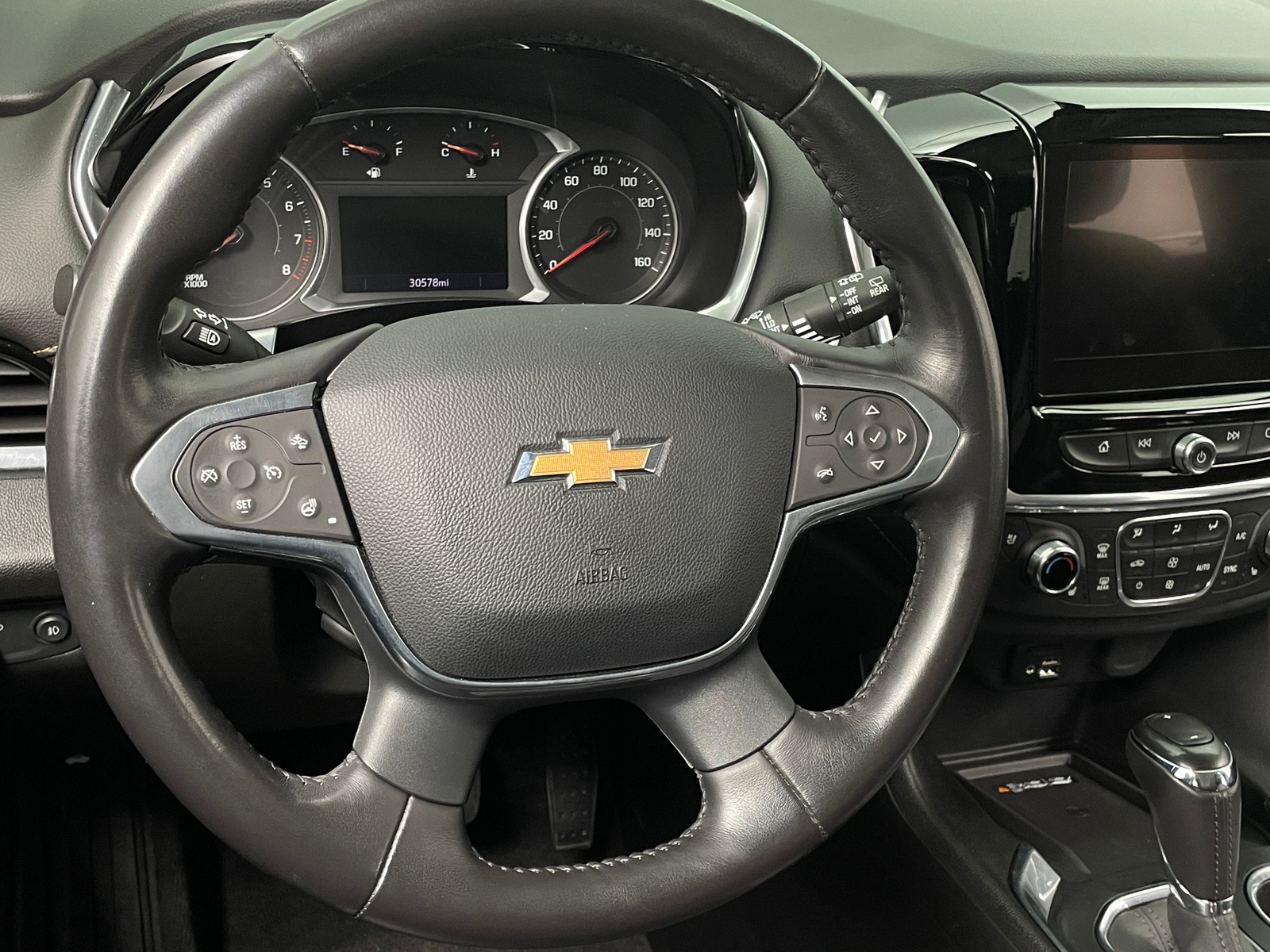 Thumbnail: 2020 Chevrolet Traverse - 4