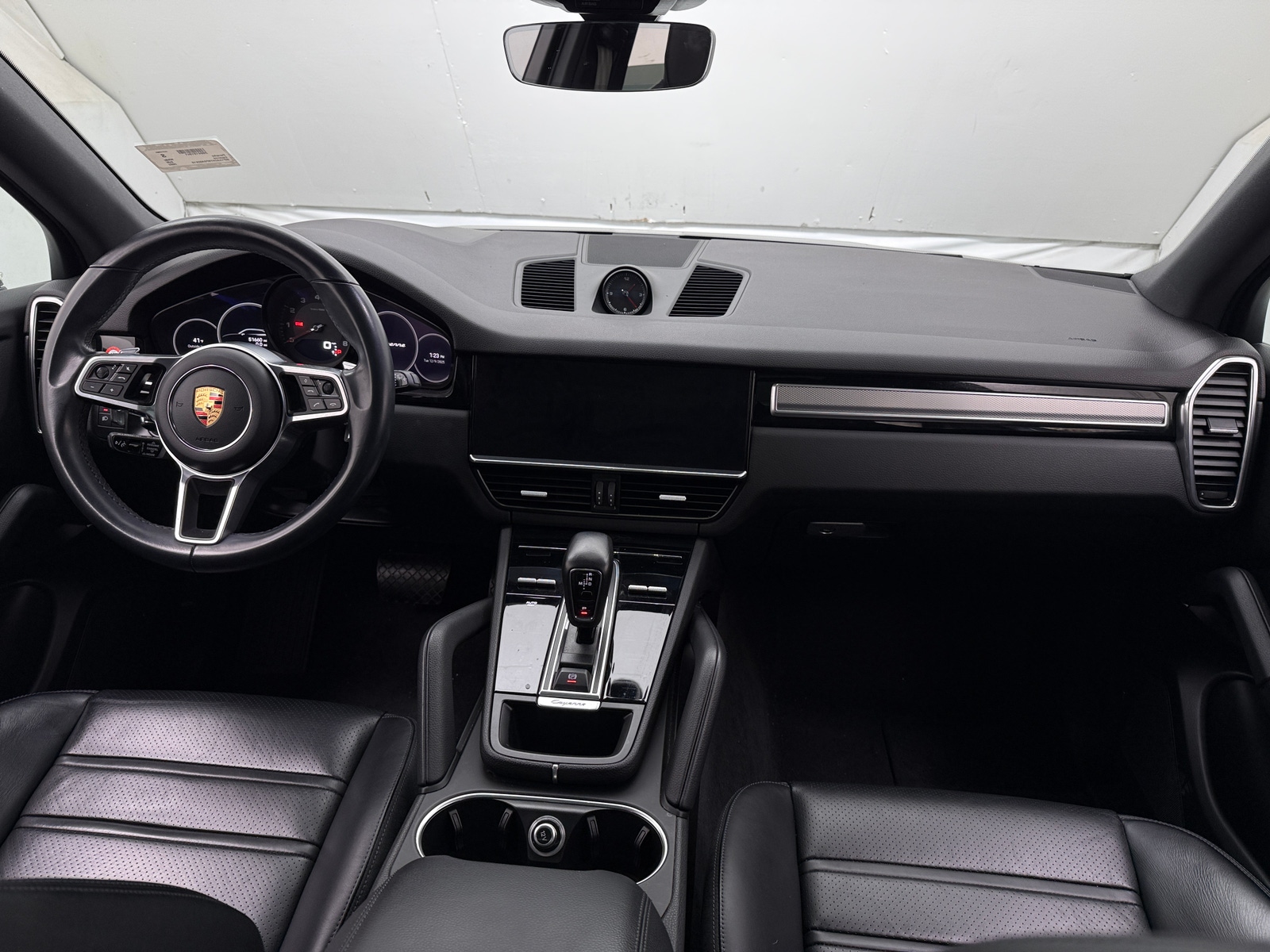 Thumbnail: 2023 Porsche Cayenne - 2