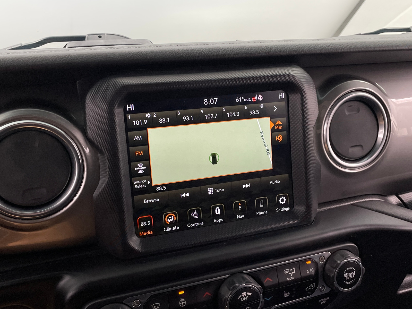 Thumbnail: 2020 Jeep Wrangler - 4