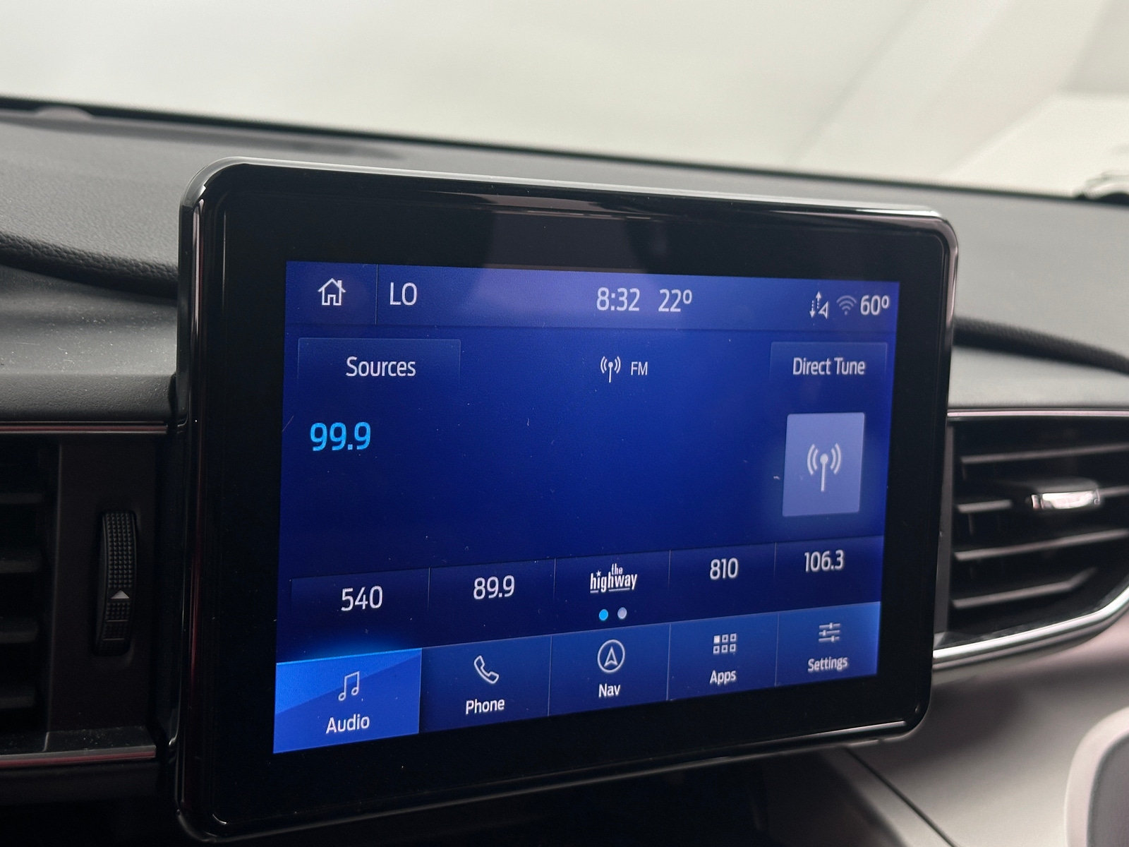 Thumbnail: 2022 Ford Explorer - 4