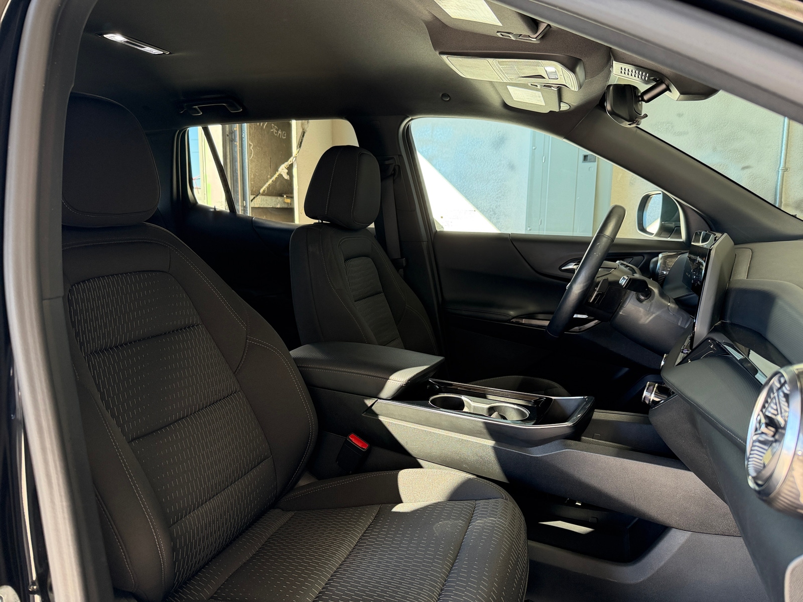 Thumbnail: 2025 Chevrolet Equinox - 2