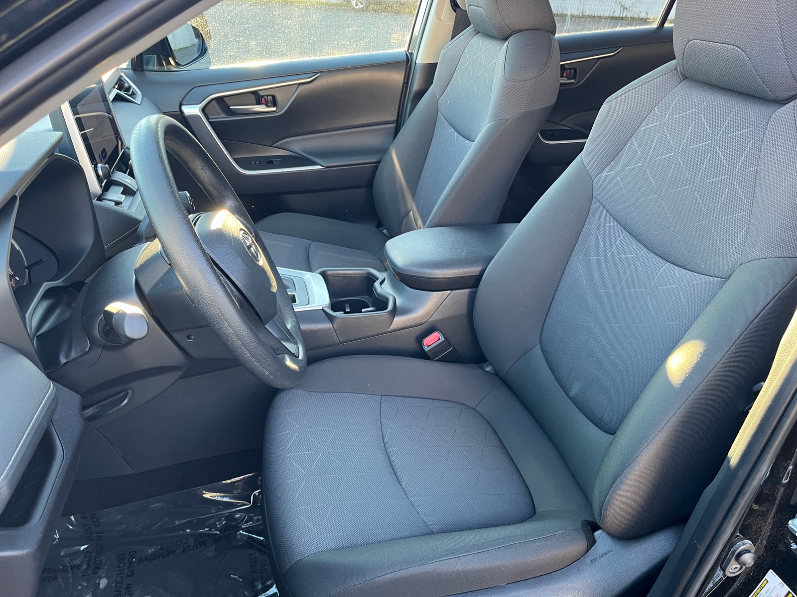 Thumbnail: 2025 Toyota RAV4 - 2