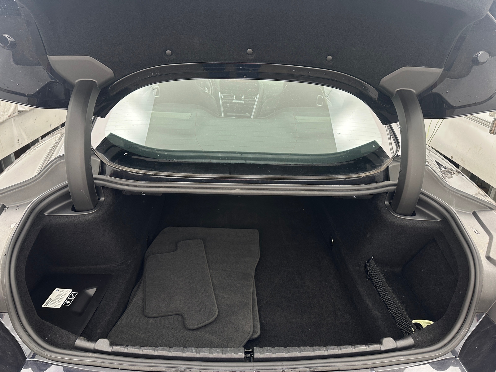 Thumbnail: 2024 BMW 8 Series - 5