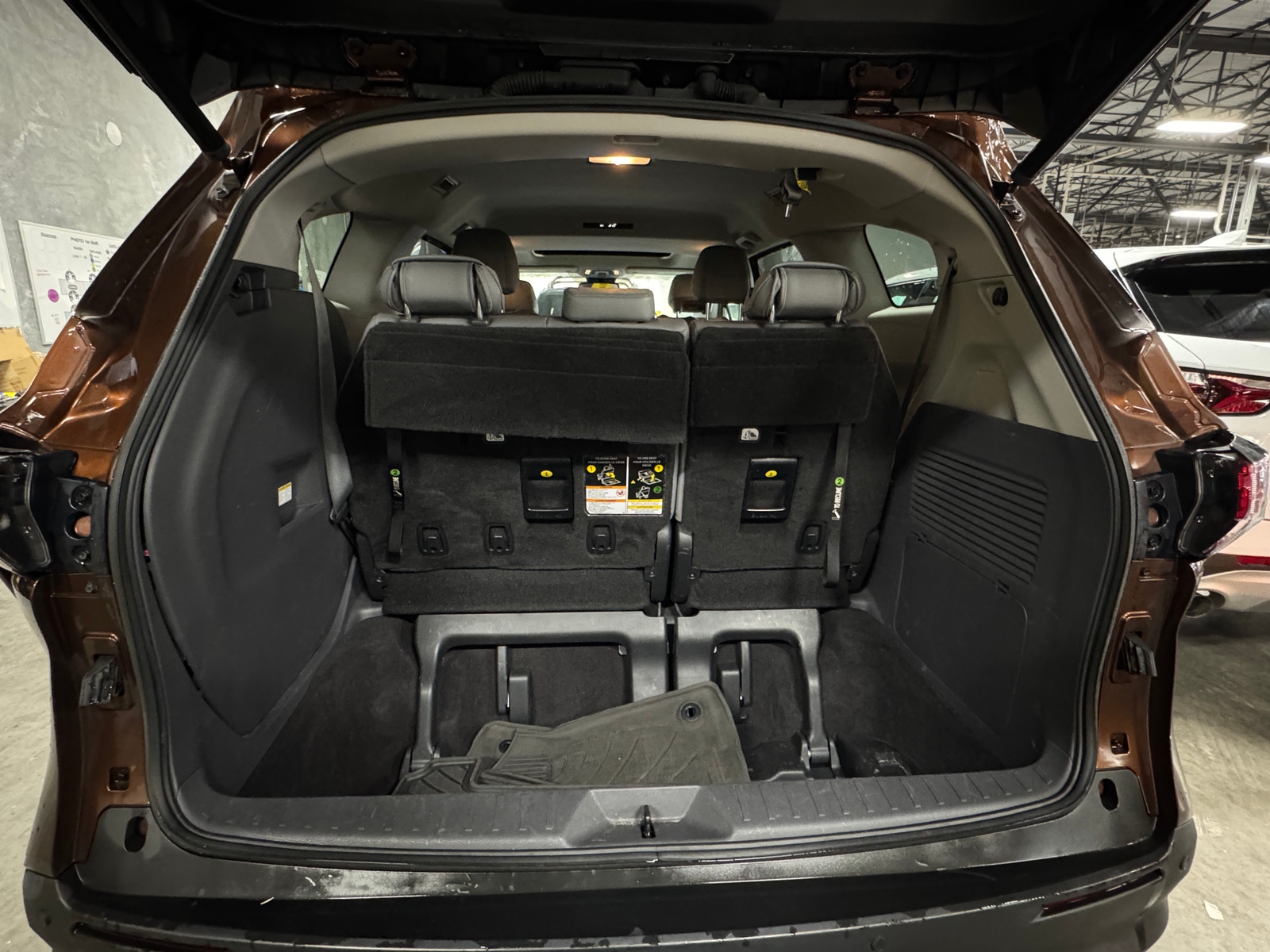 Thumbnail: 2021 Toyota Sienna - 6