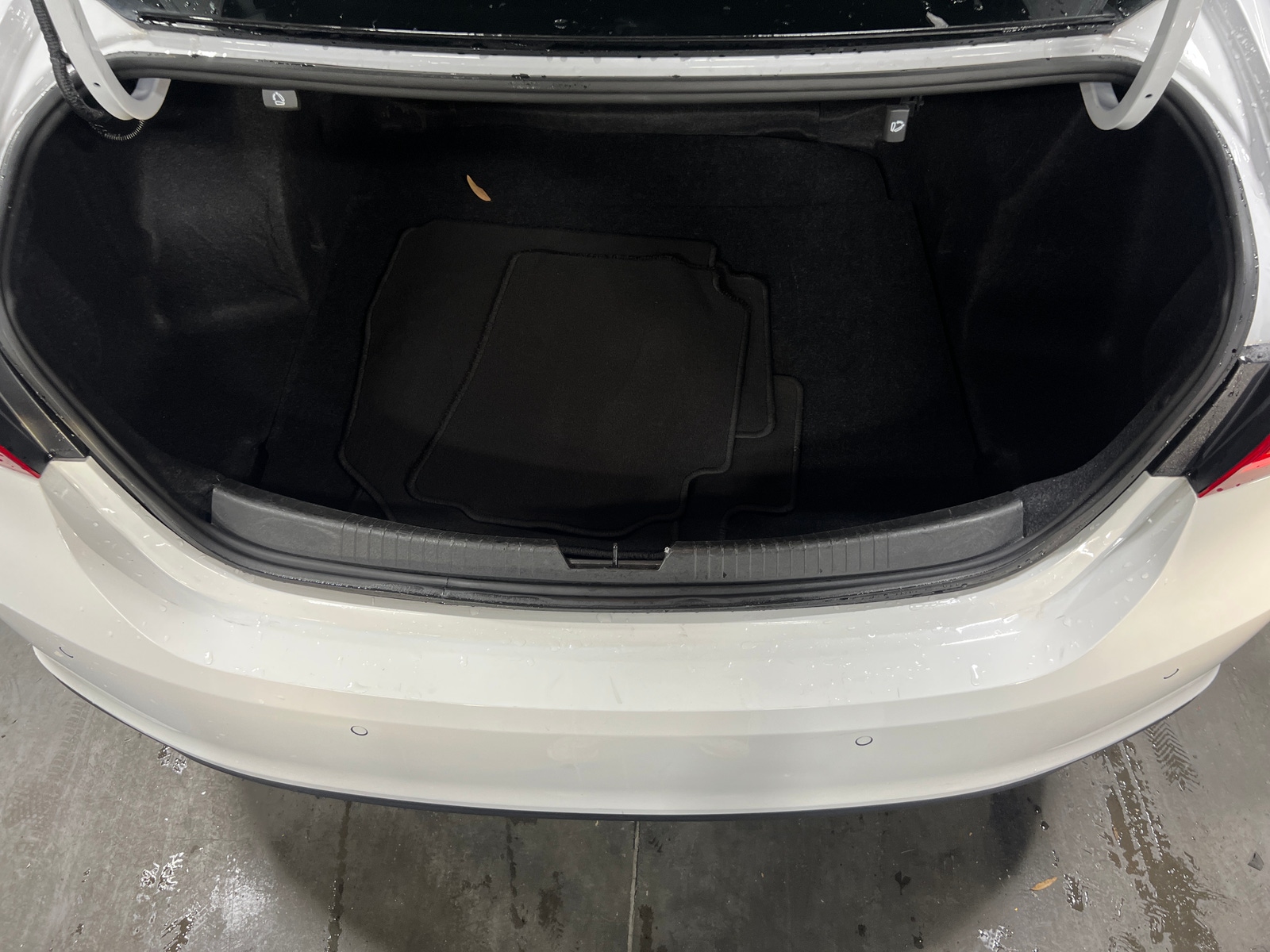 Thumbnail: 2024 Chevrolet Malibu - 7