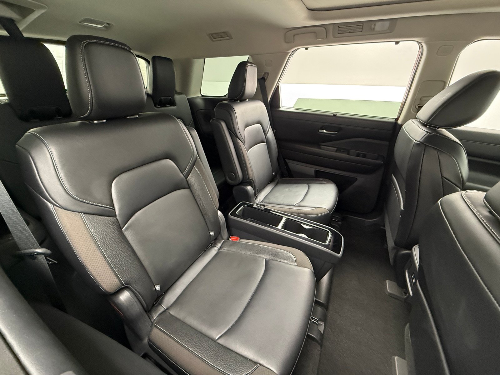 Thumbnail: 2022 Nissan Pathfinder - 5