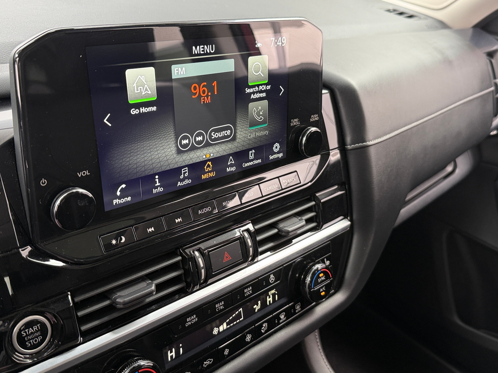 Thumbnail: 2022 Nissan Pathfinder - 3