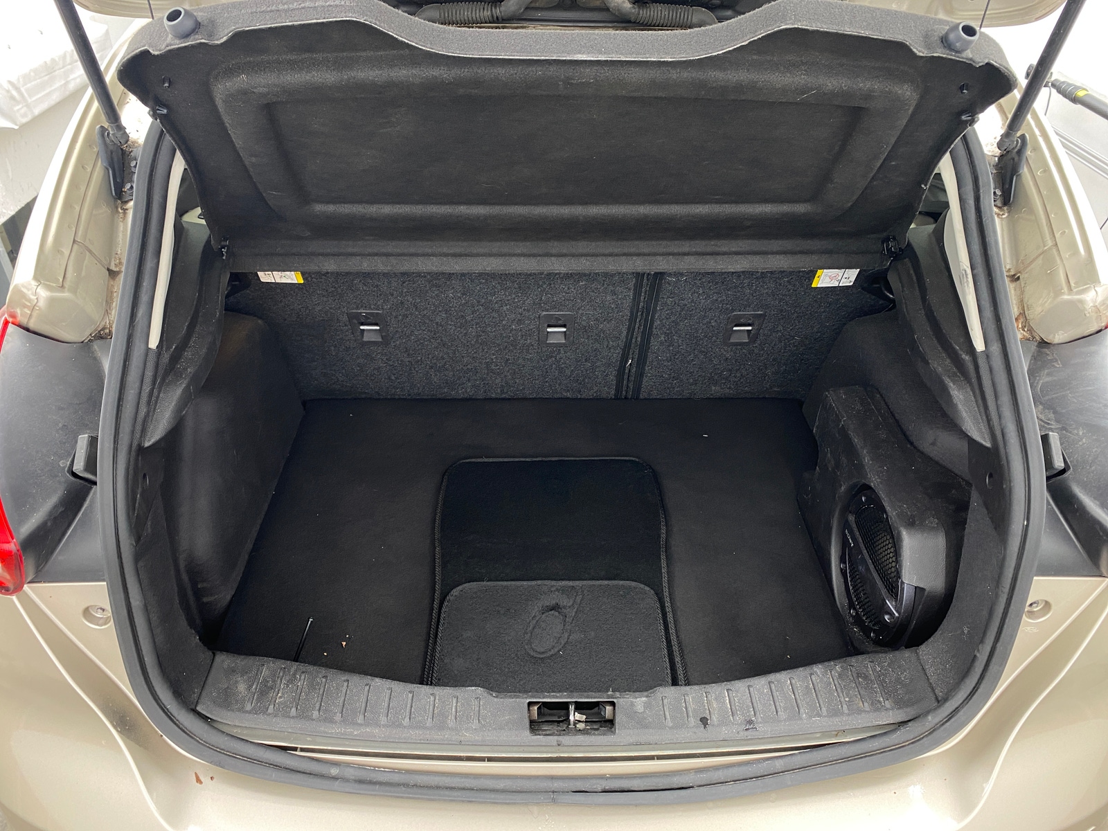 Thumbnail: 2018 Ford Focus - 6