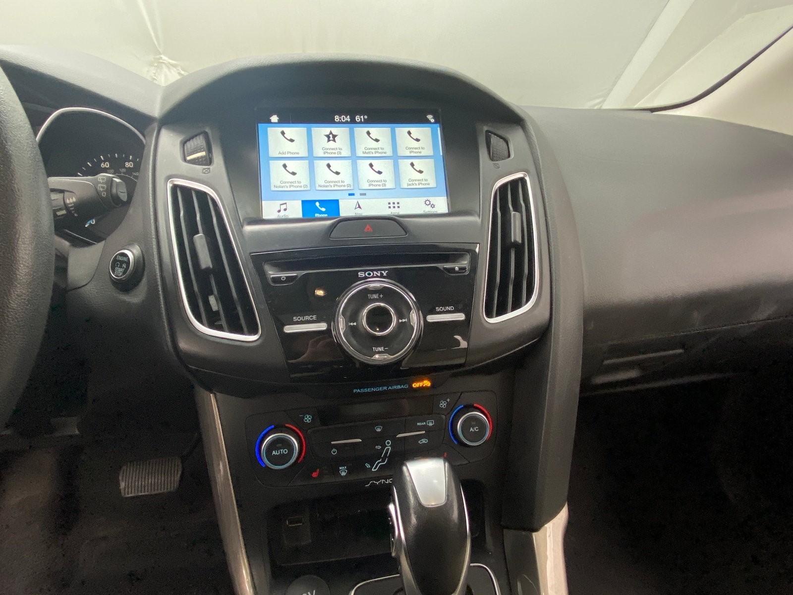 Thumbnail: 2018 Ford Focus - 3