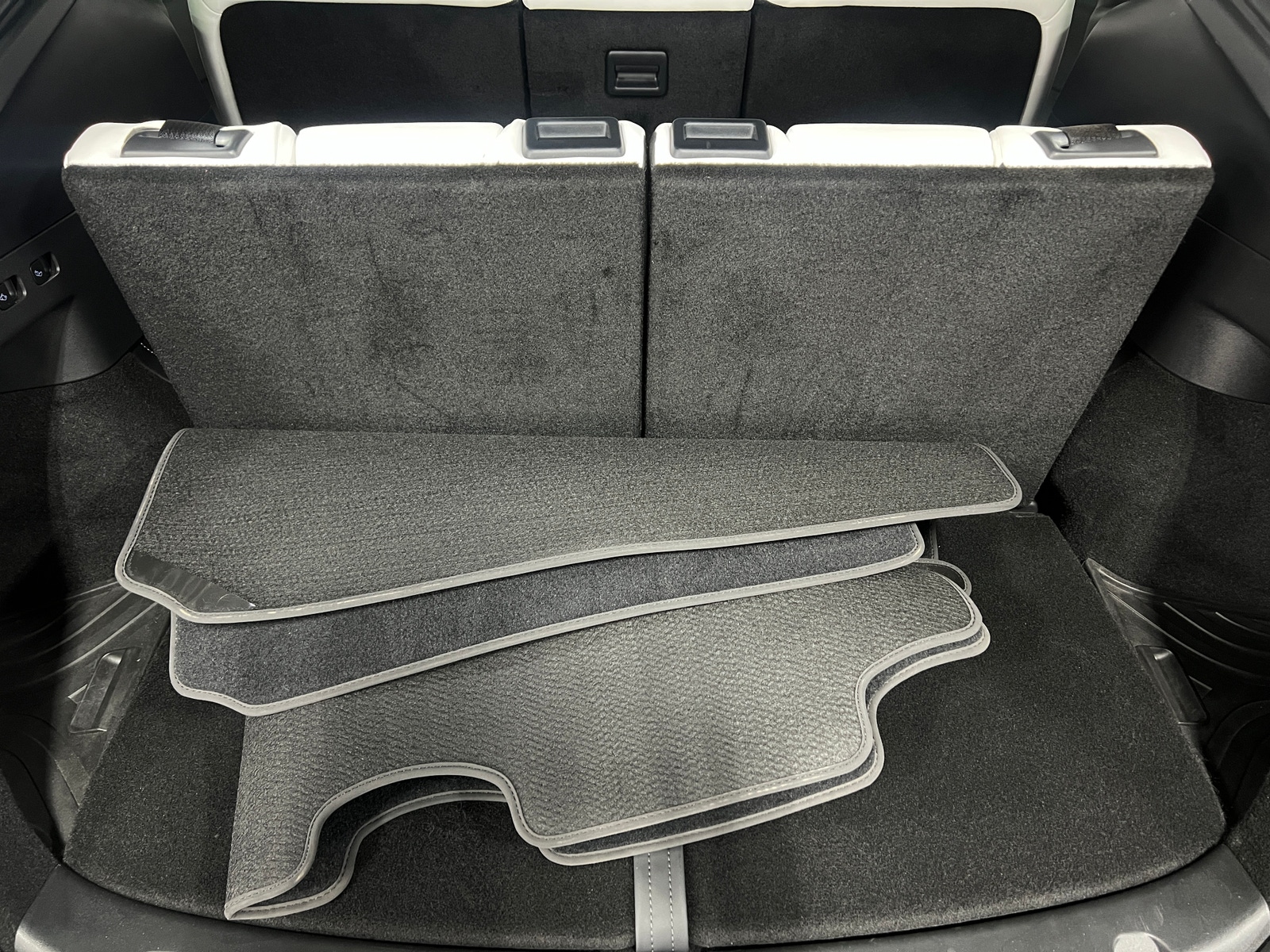 Thumbnail: 2023 Tesla Model Y - 6