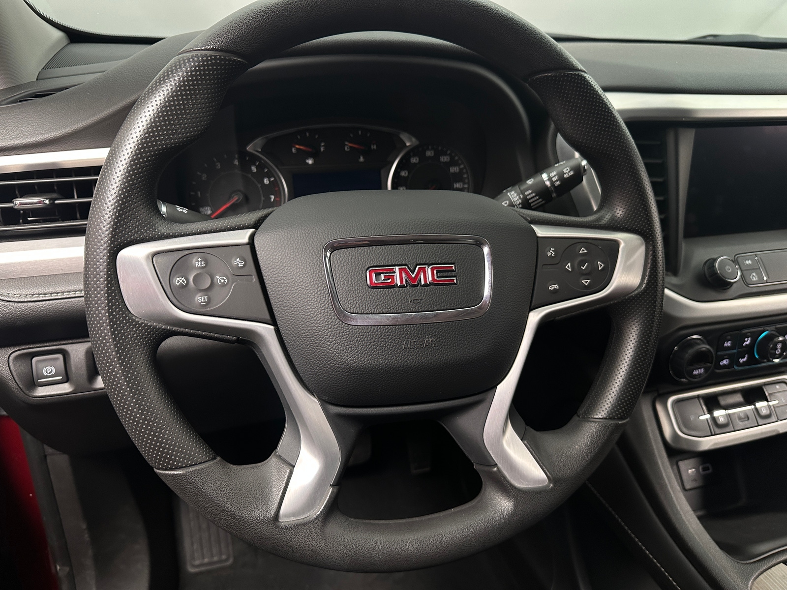 Thumbnail: 2023 GMC Acadia - 5