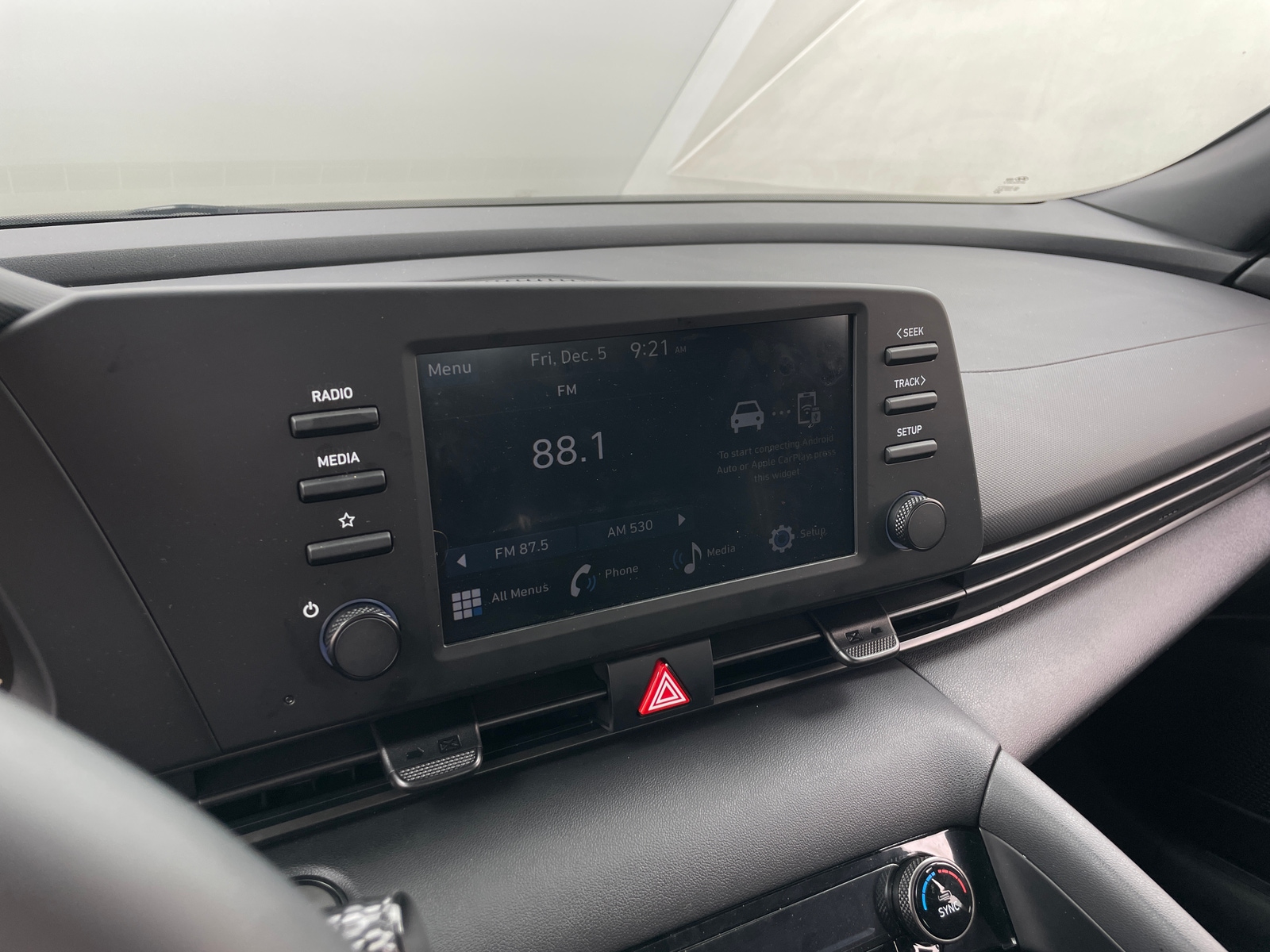 Thumbnail: 2025 Hyundai Elantra - 4