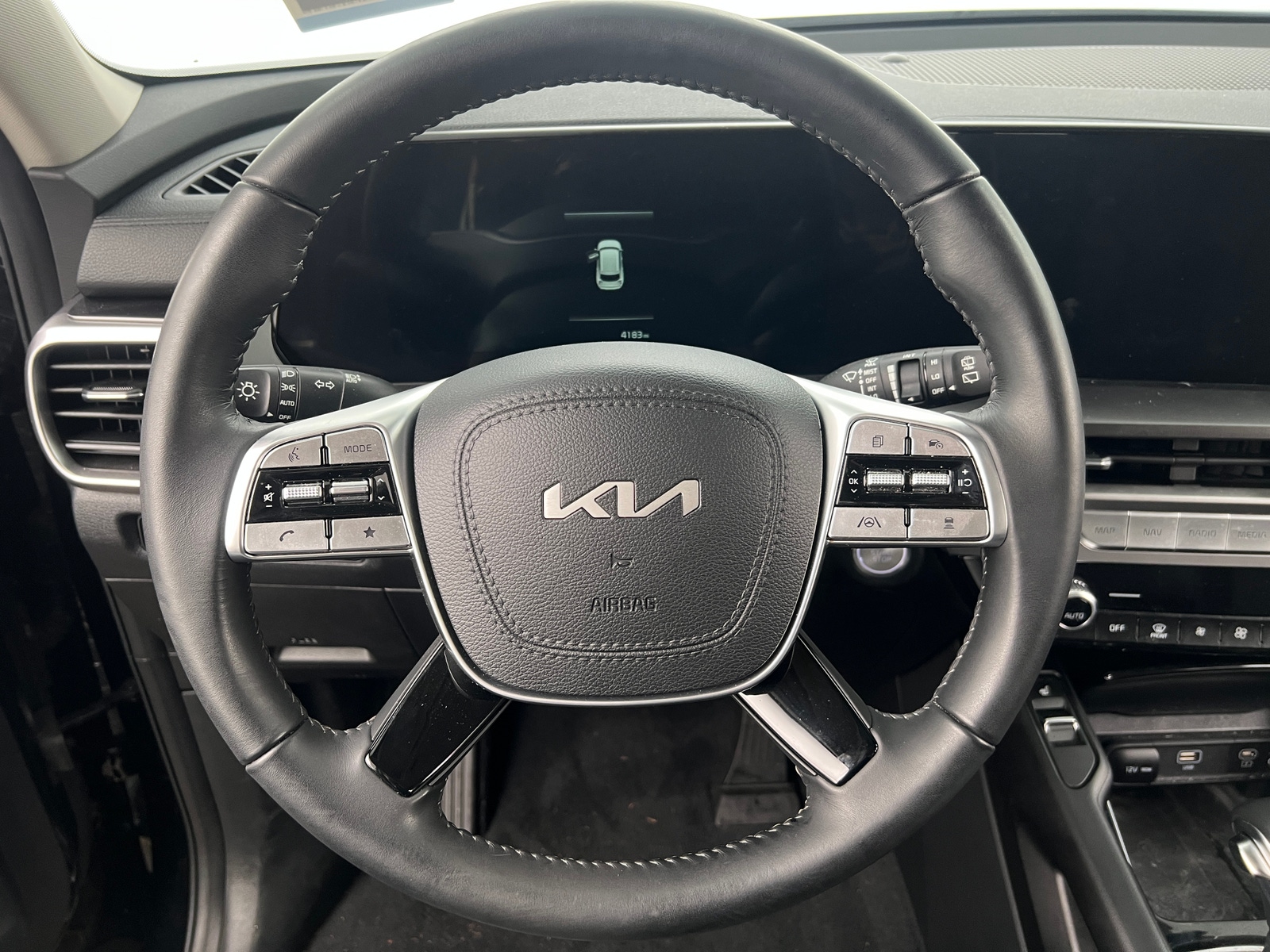 Thumbnail: 2024 Kia Telluride - 4